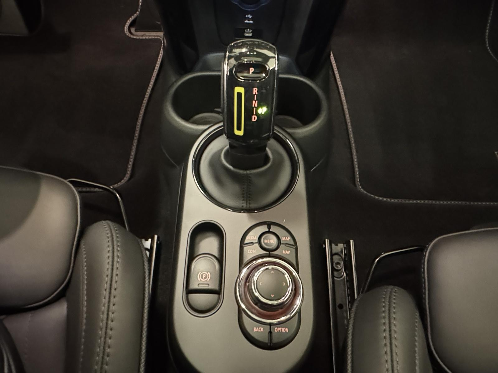 listing desktop thumbnail image 17