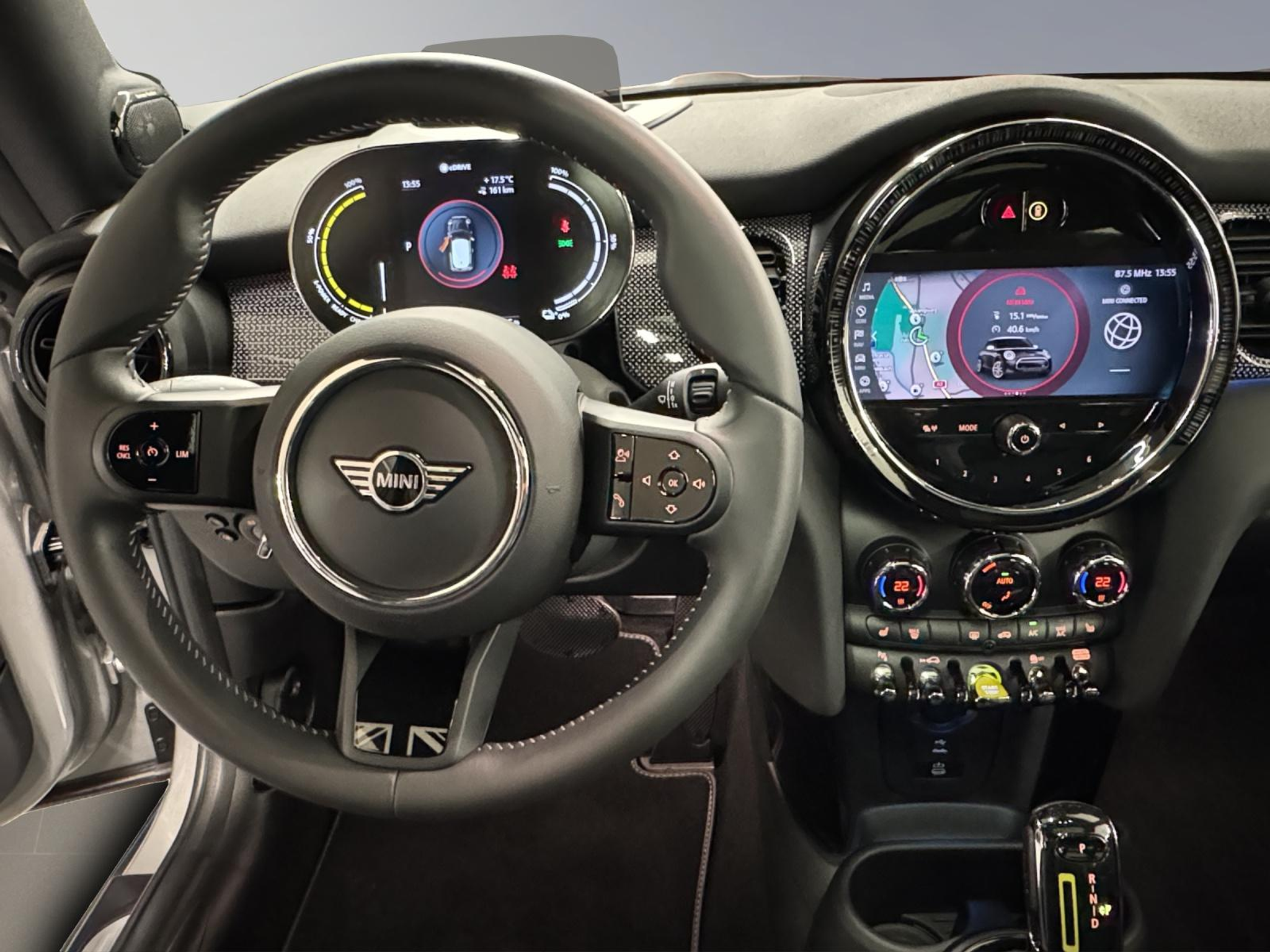 listing desktop thumbnail image 15