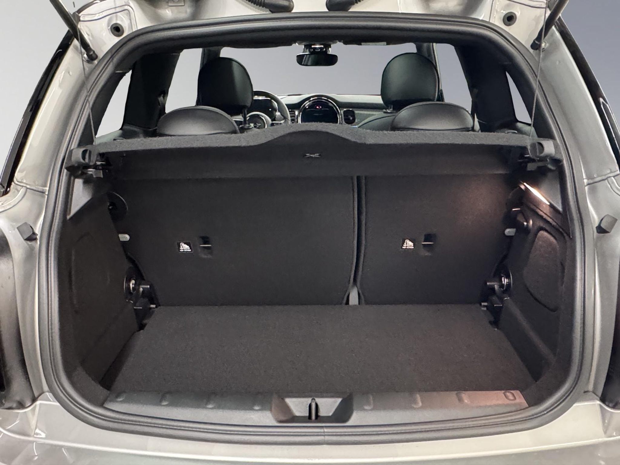 listing desktop thumbnail image 9