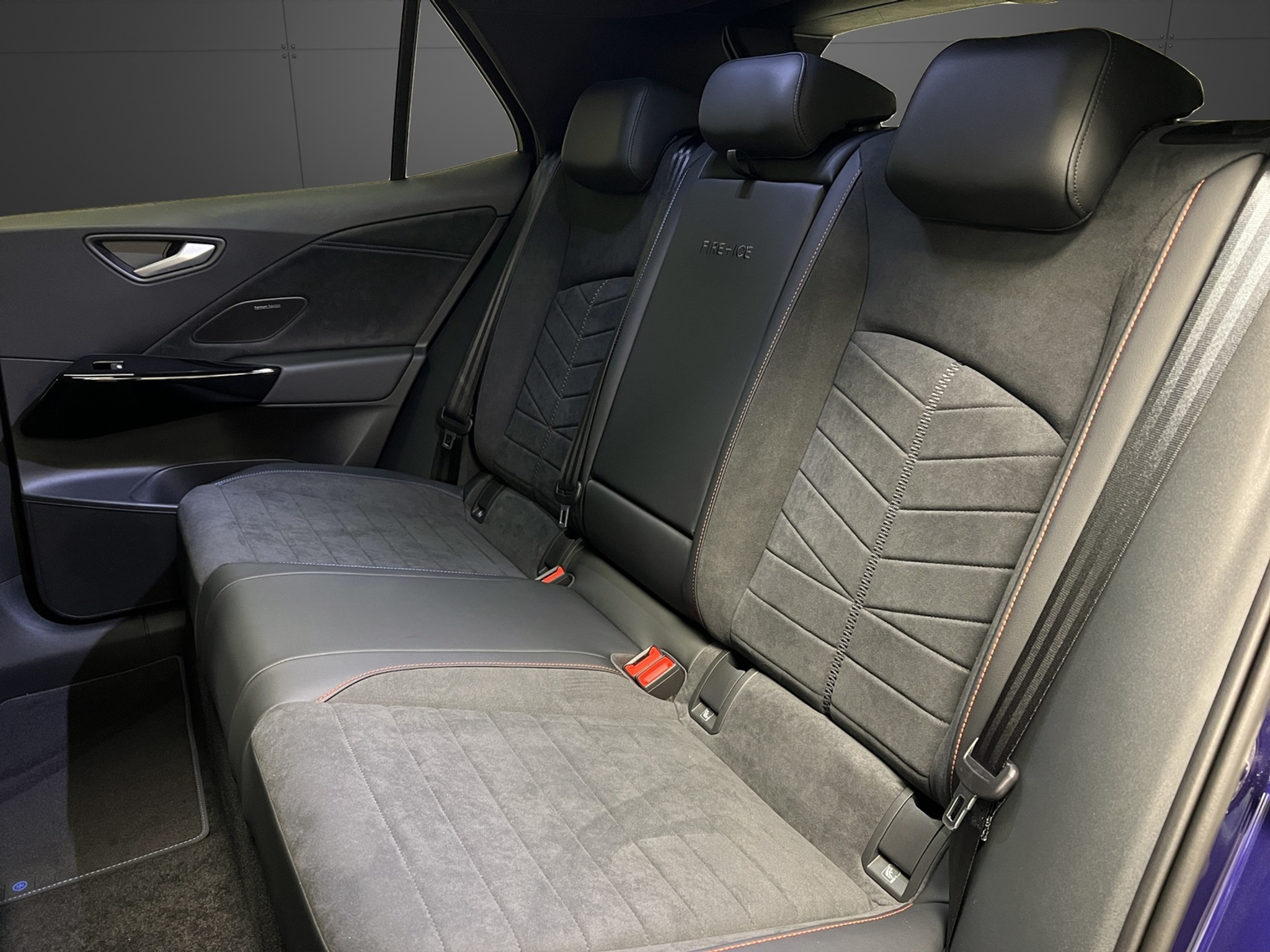 listing desktop thumbnail image 7