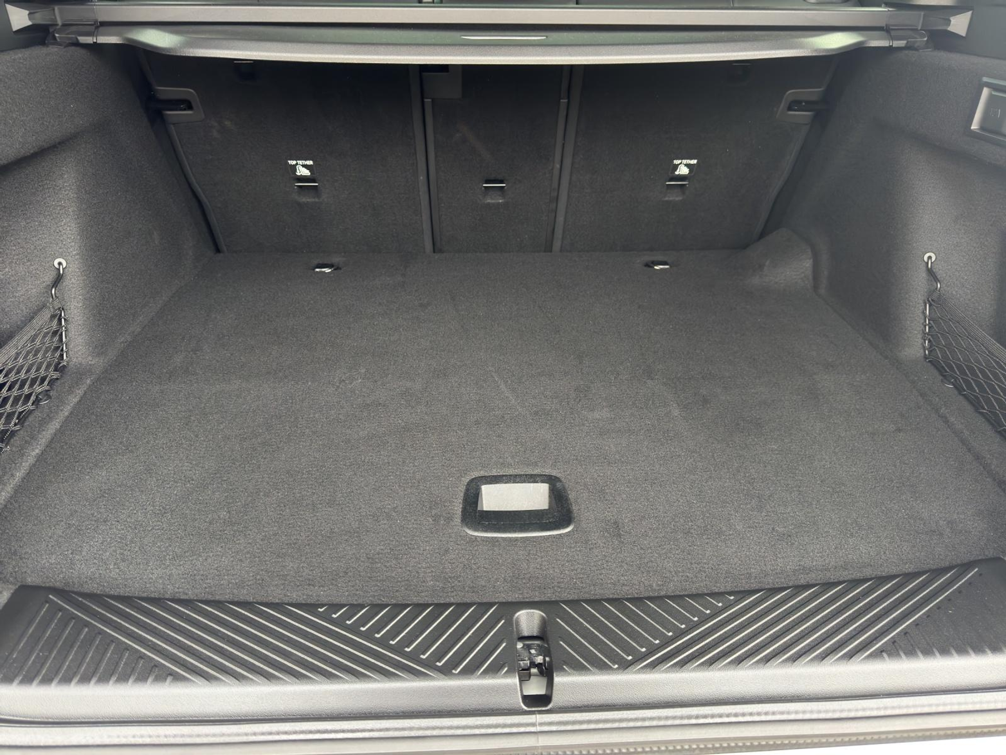 listing desktop thumbnail image 18