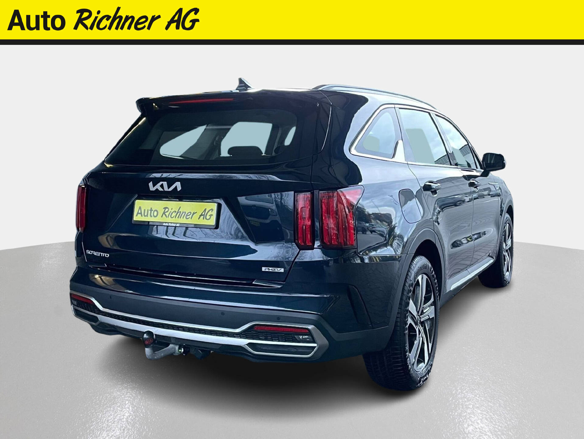 listing desktop thumbnail image 3