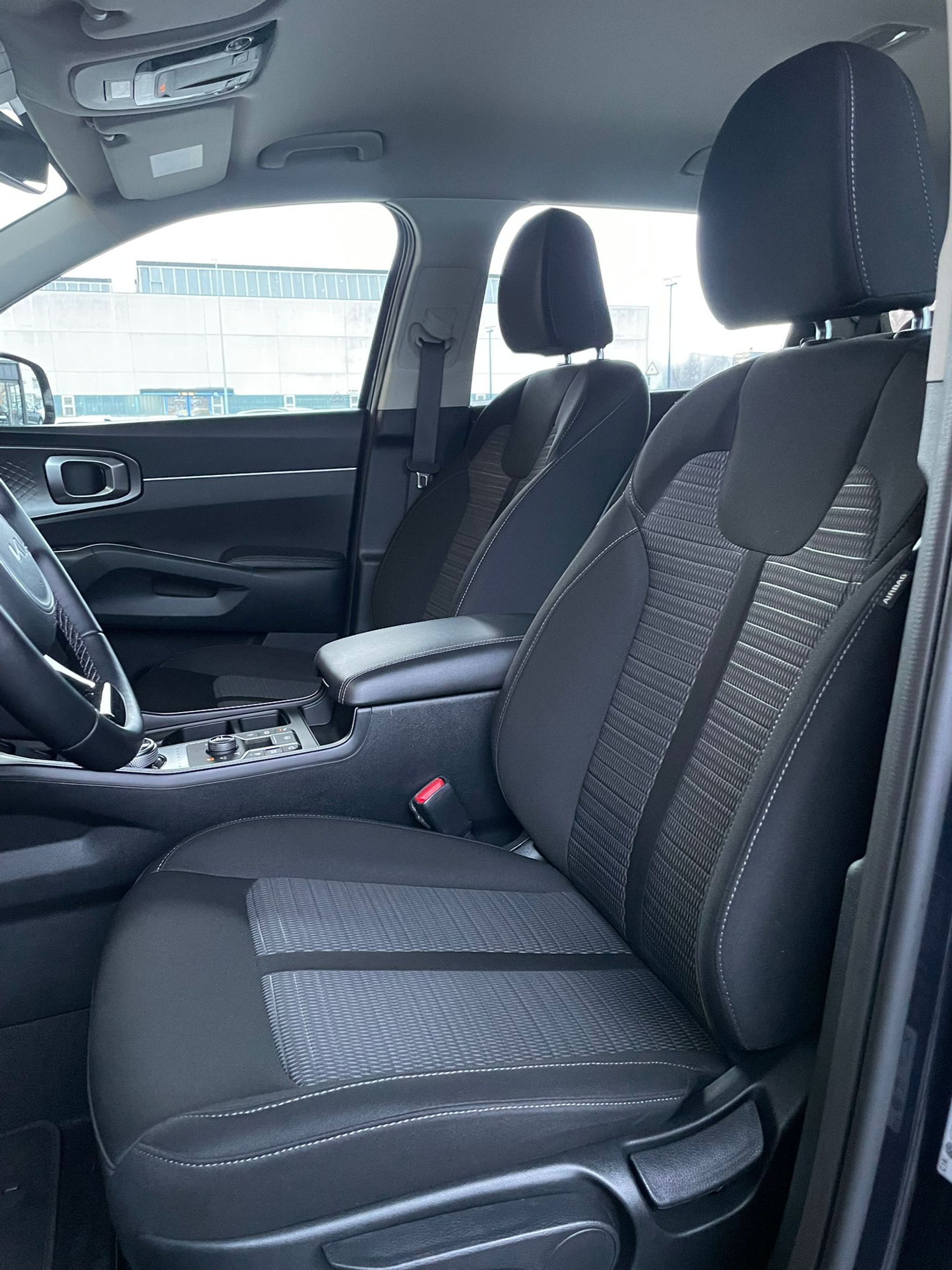 listing desktop thumbnail image 5