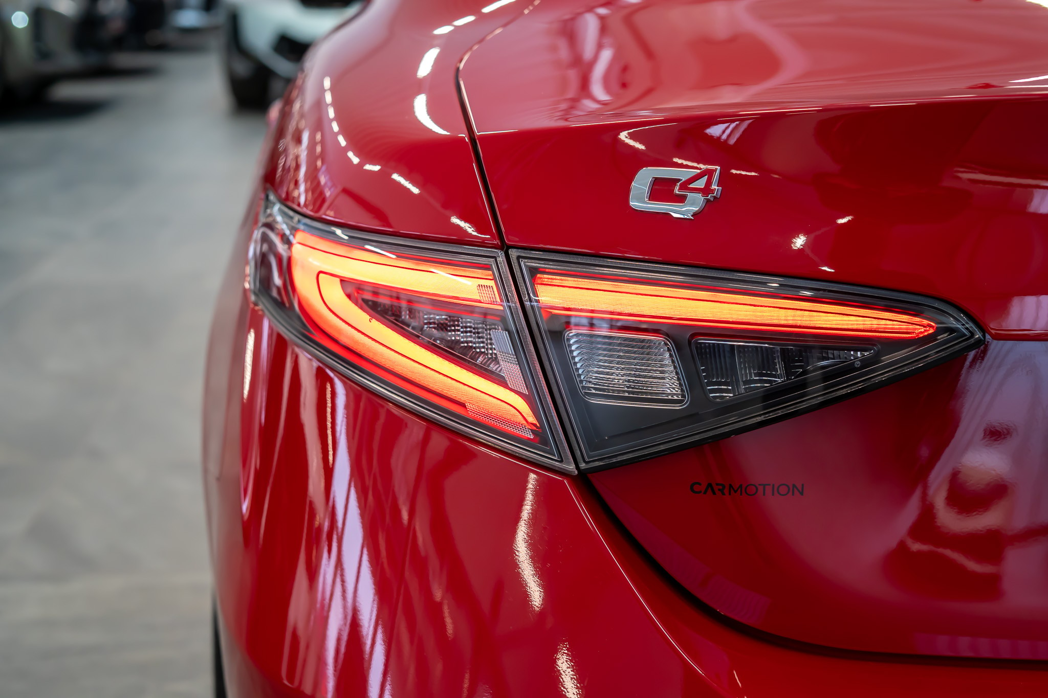 listing desktop thumbnail image 19