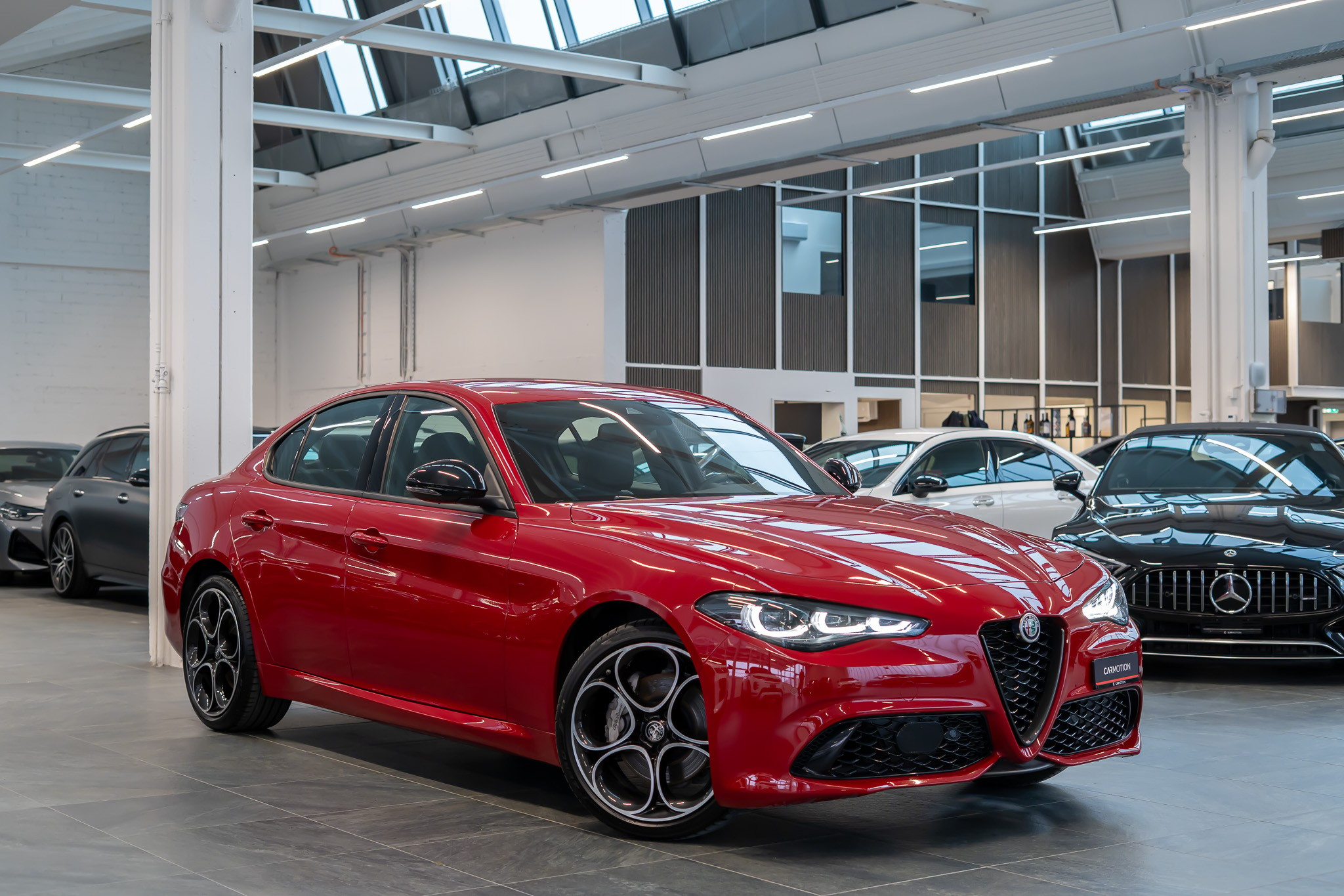 listing desktop thumbnail image 2