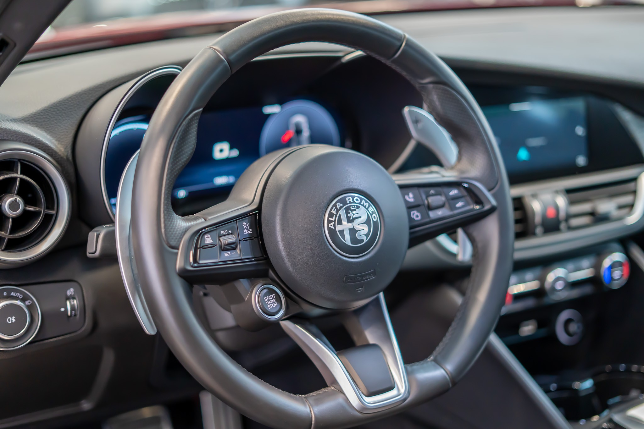 listing desktop thumbnail image 9