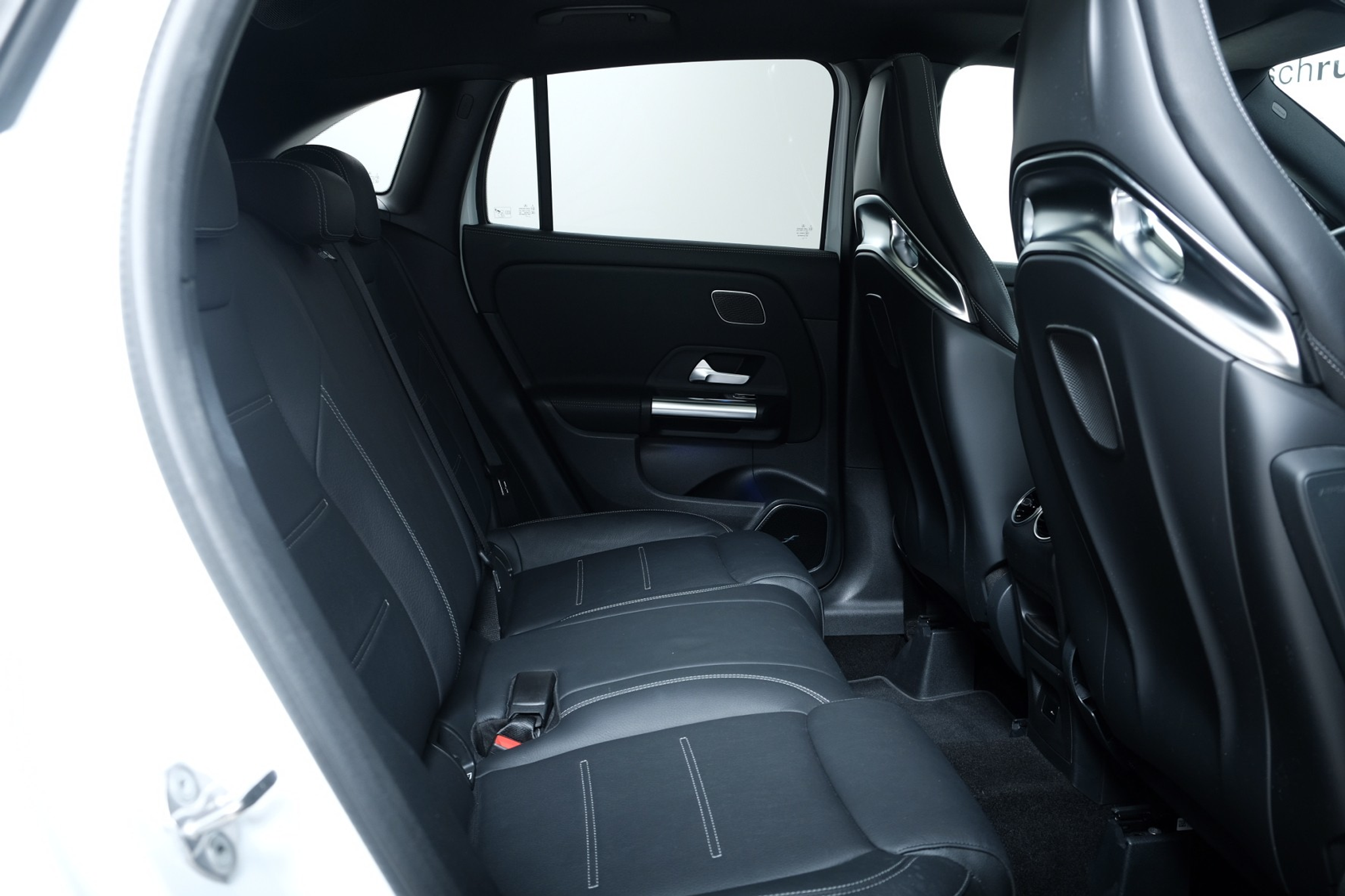 listing desktop thumbnail image 8