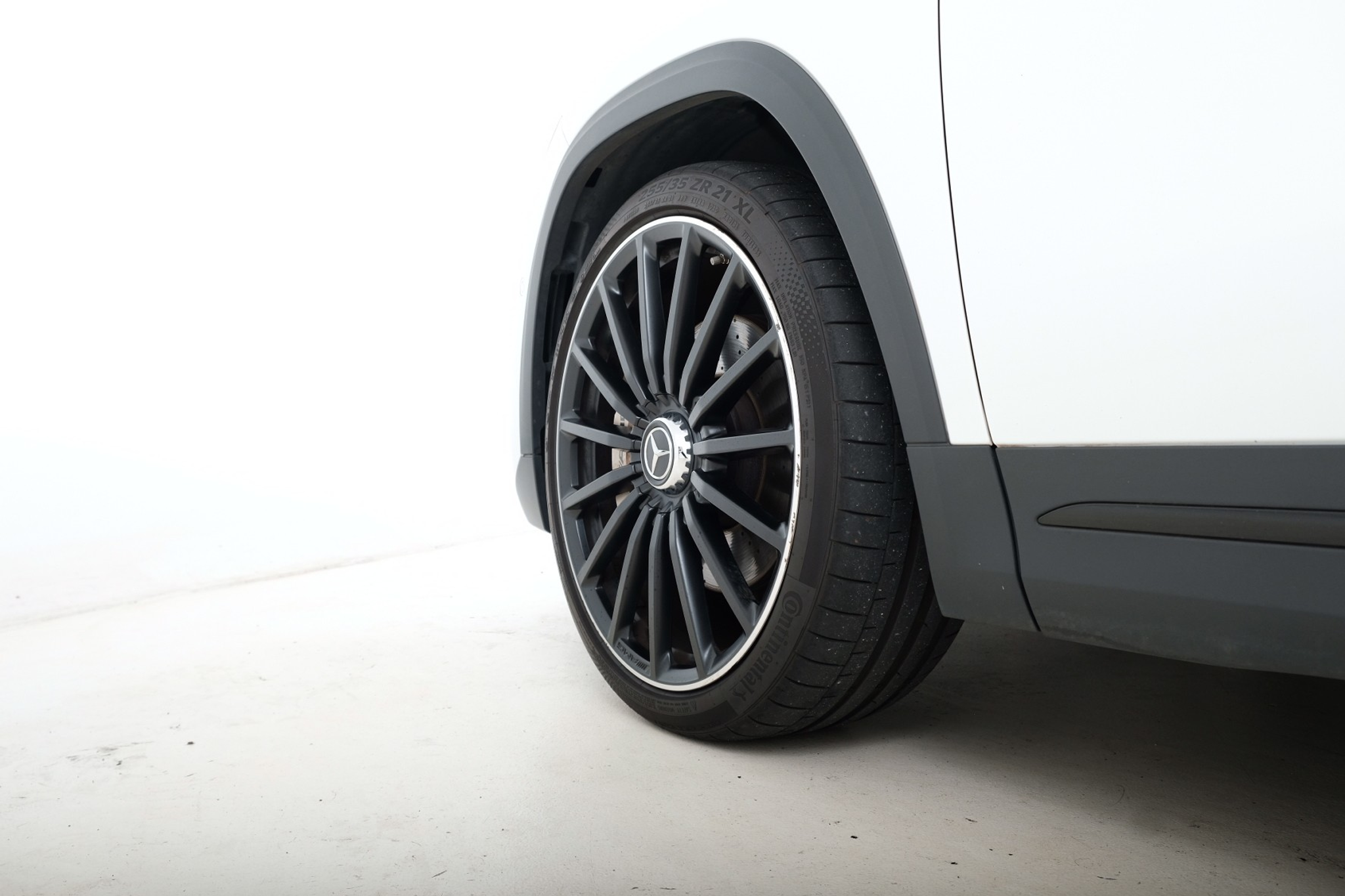 listing desktop thumbnail image 5