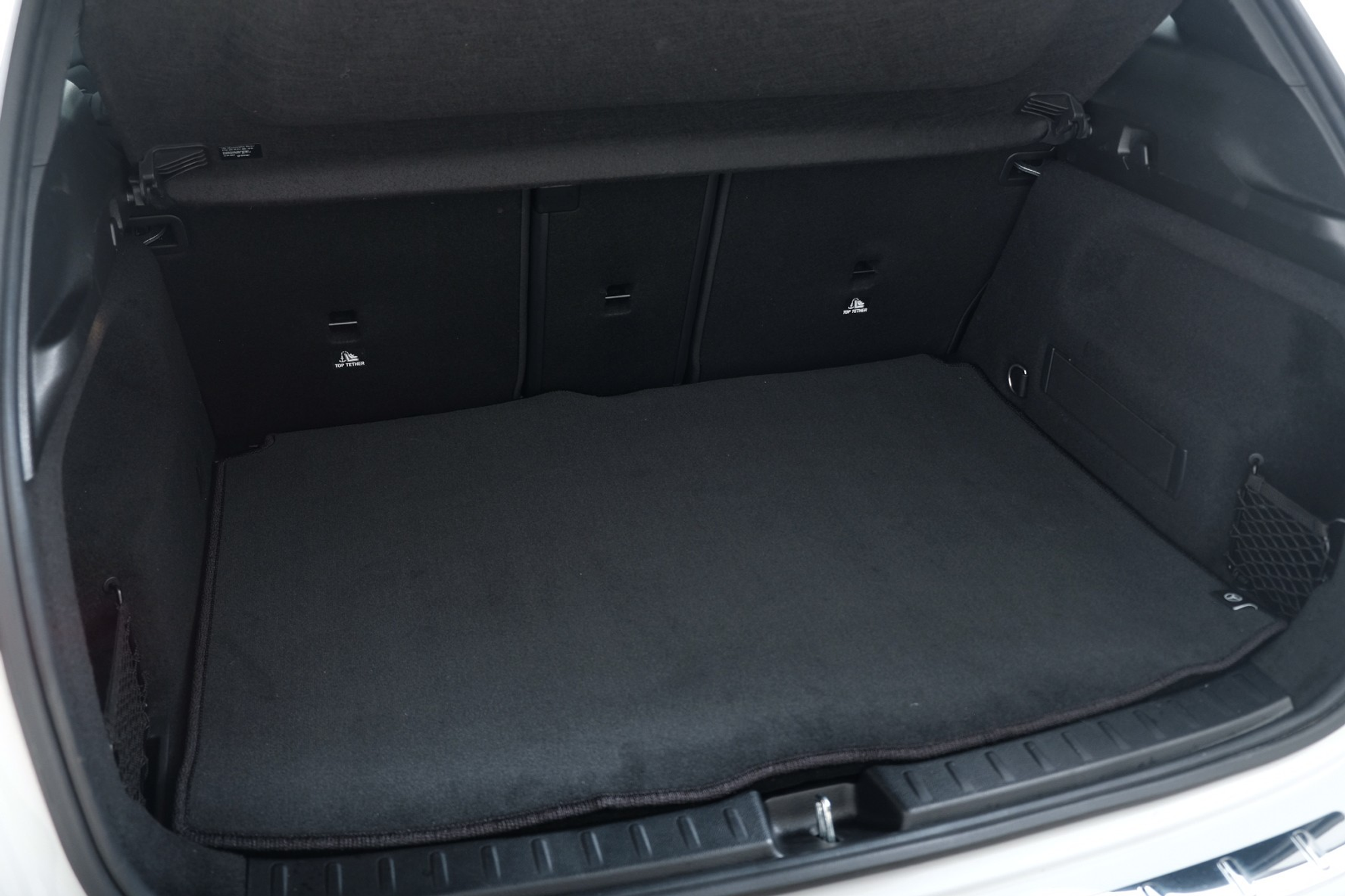 listing desktop thumbnail image 9