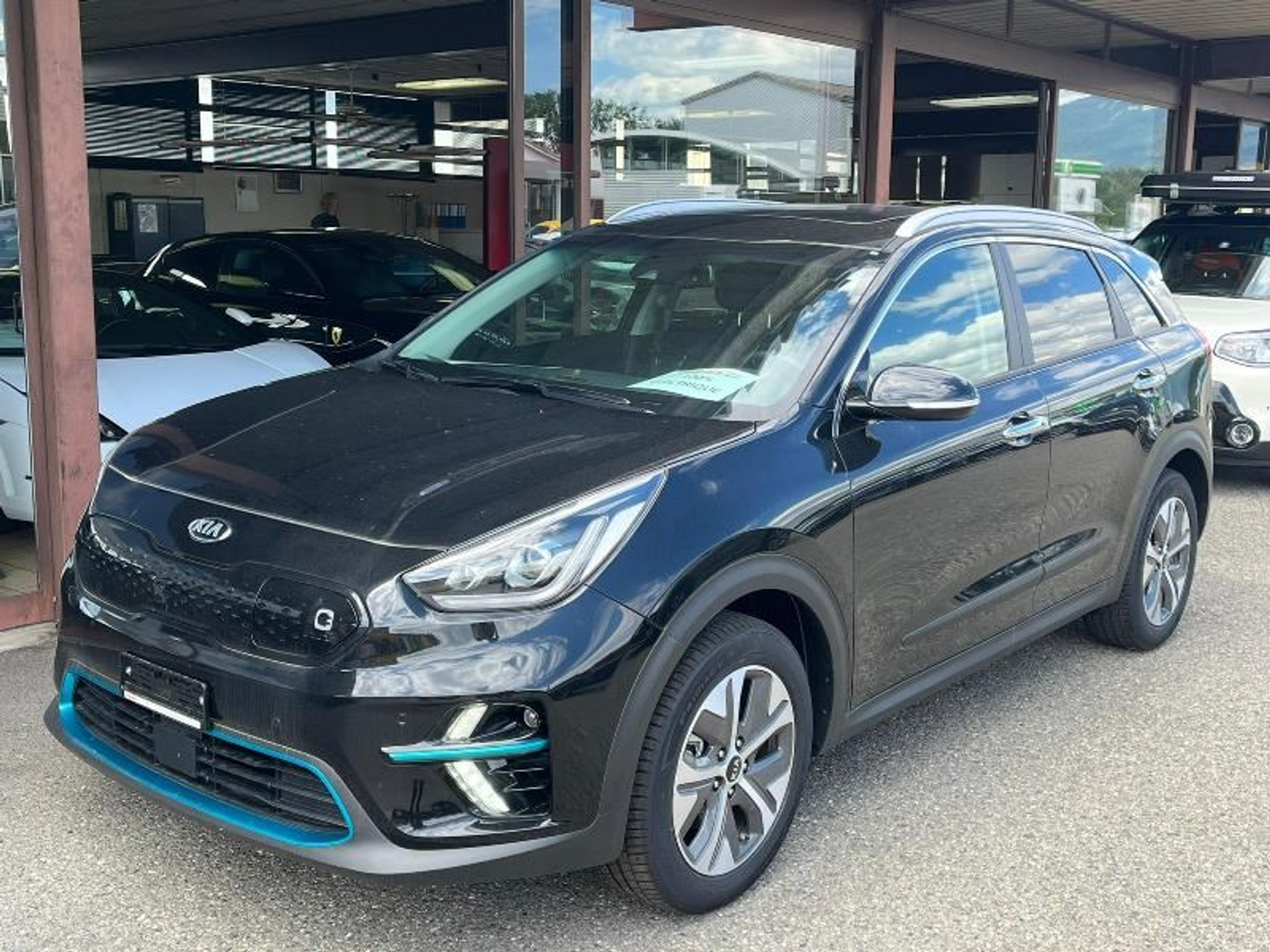 car-image-1