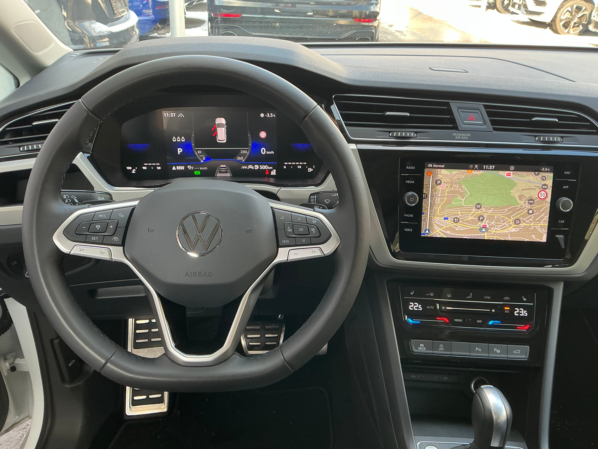 listing desktop thumbnail image 8