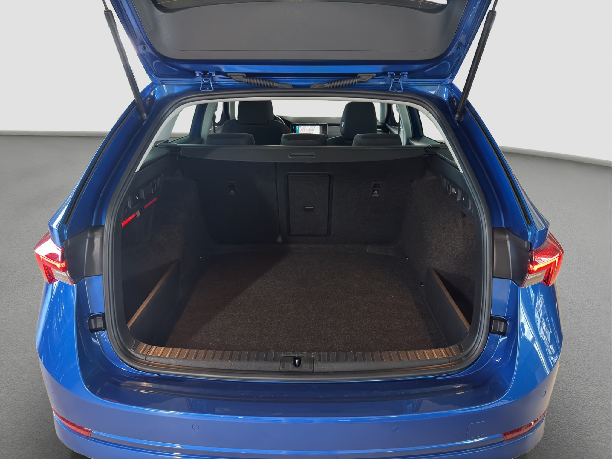 listing desktop thumbnail image 9