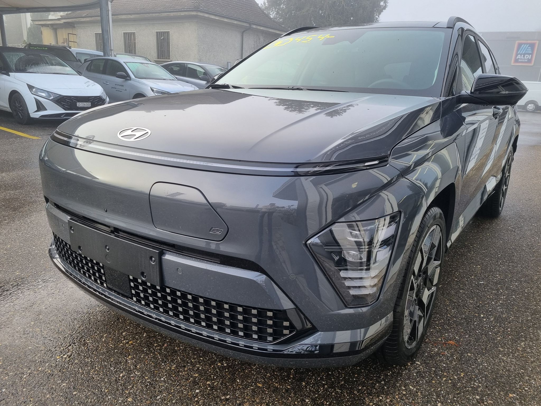 listing desktop thumbnail image 2