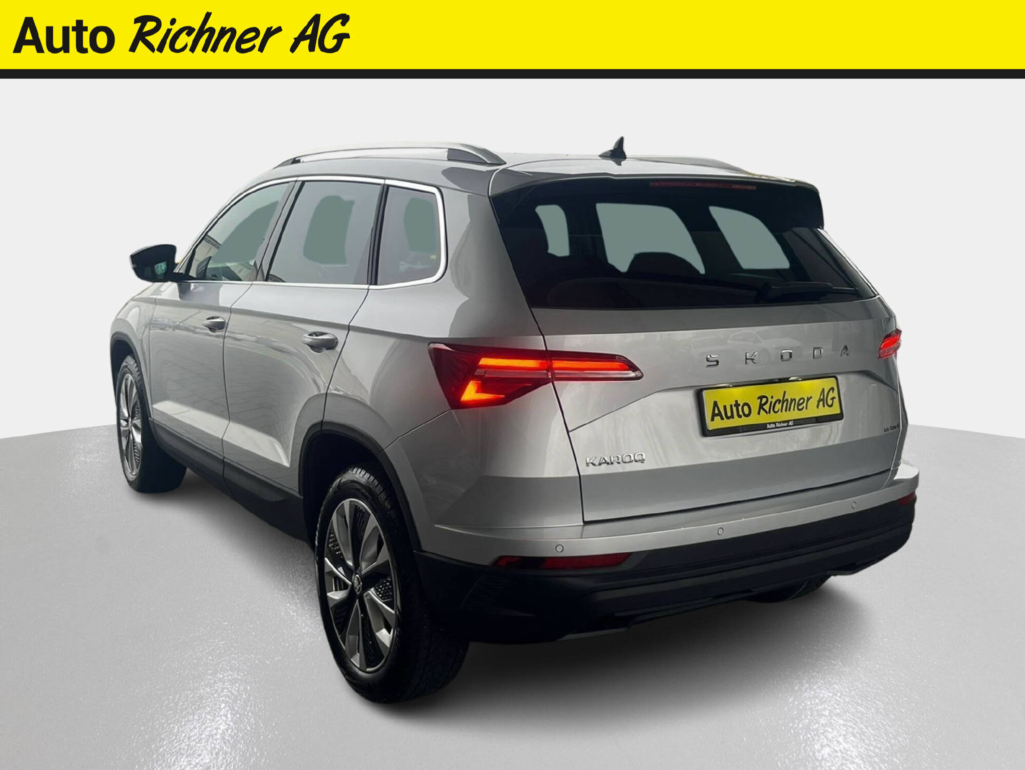 listing desktop thumbnail image 4