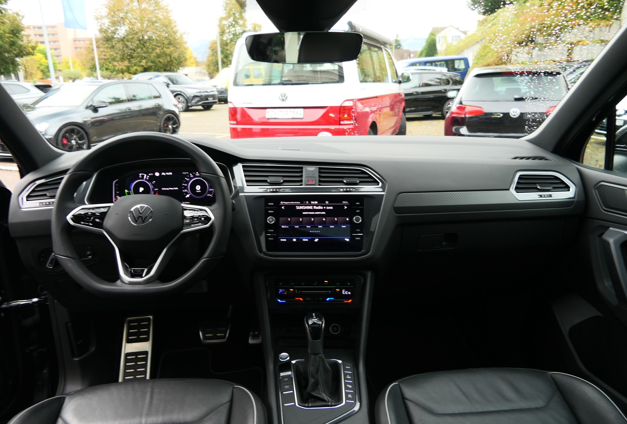 listing desktop thumbnail image 6