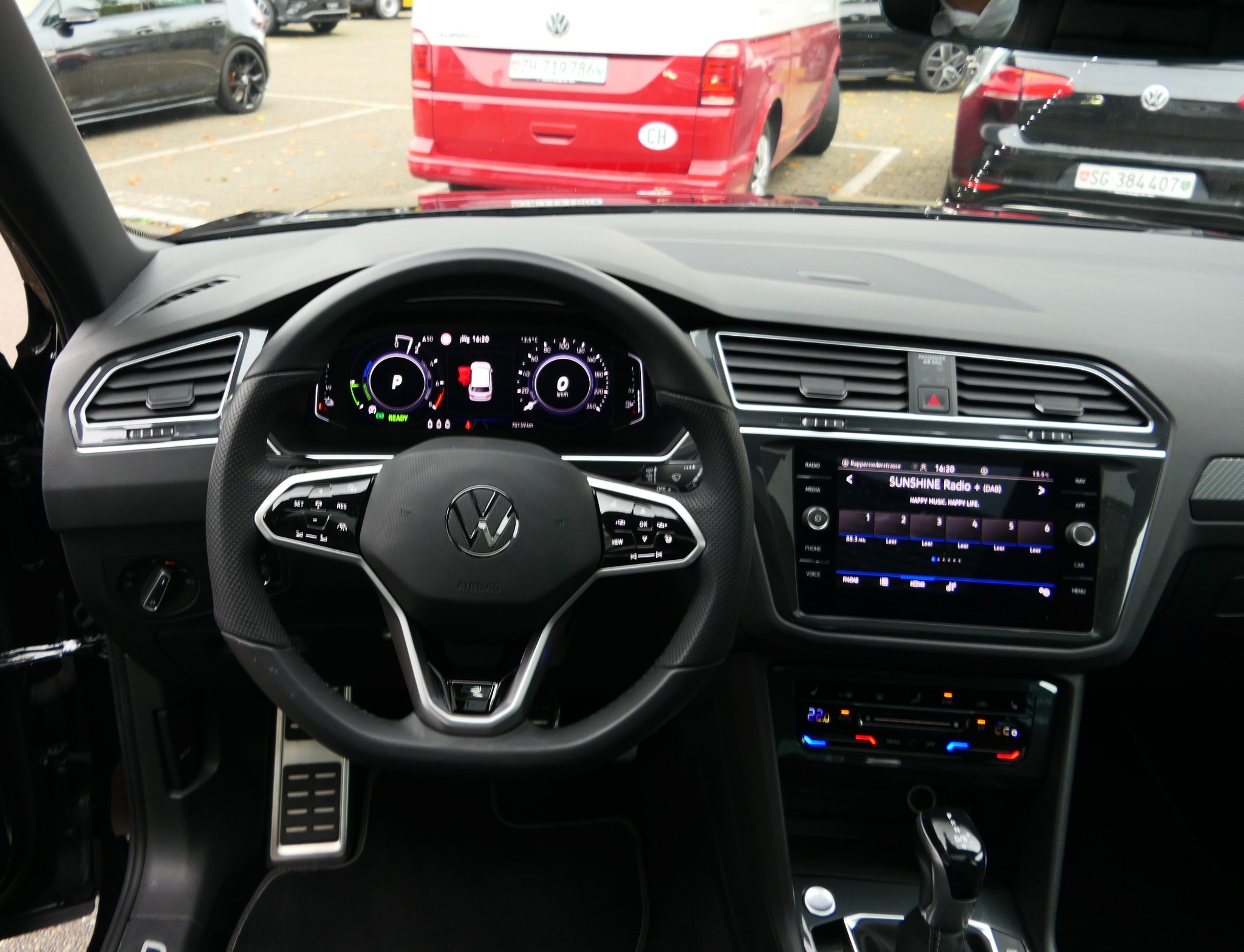 listing desktop thumbnail image 7