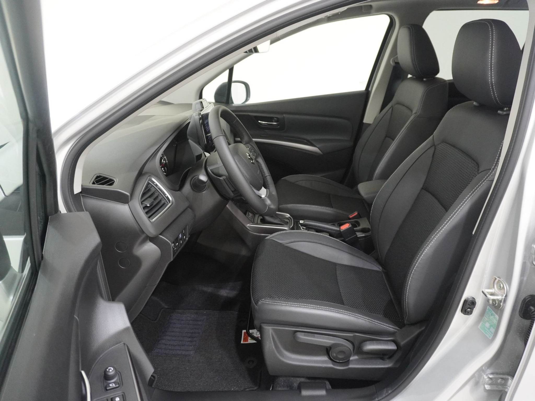 listing desktop thumbnail image 7