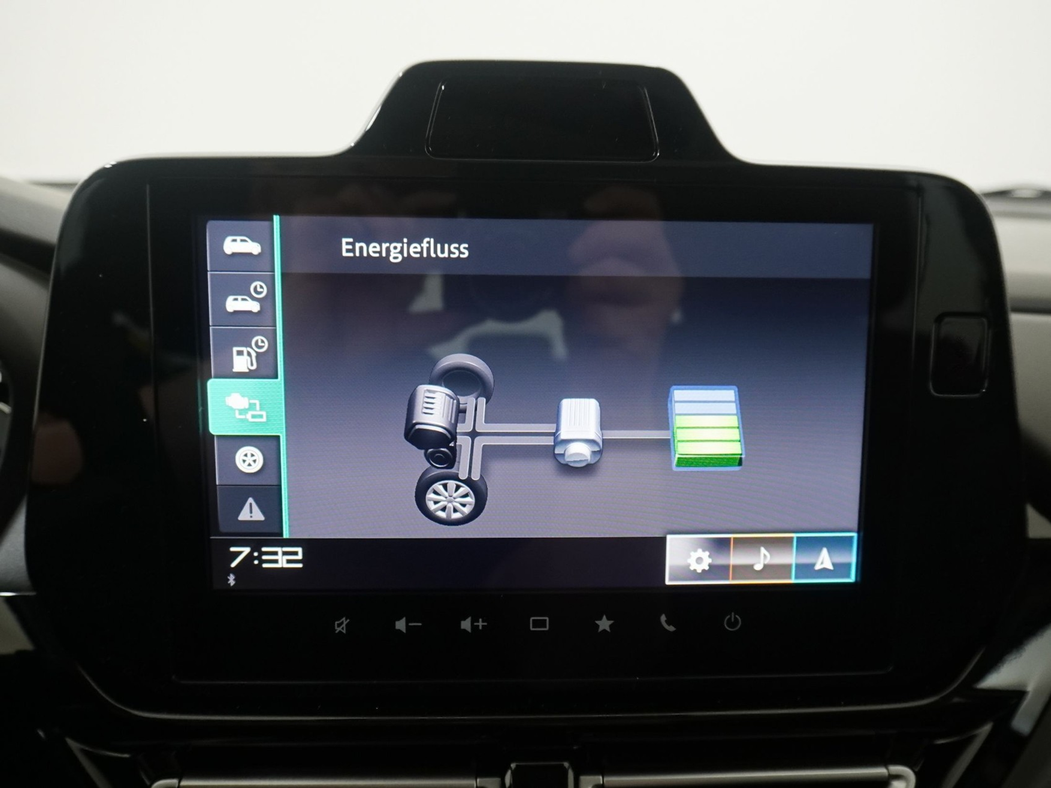 listing desktop thumbnail image 13