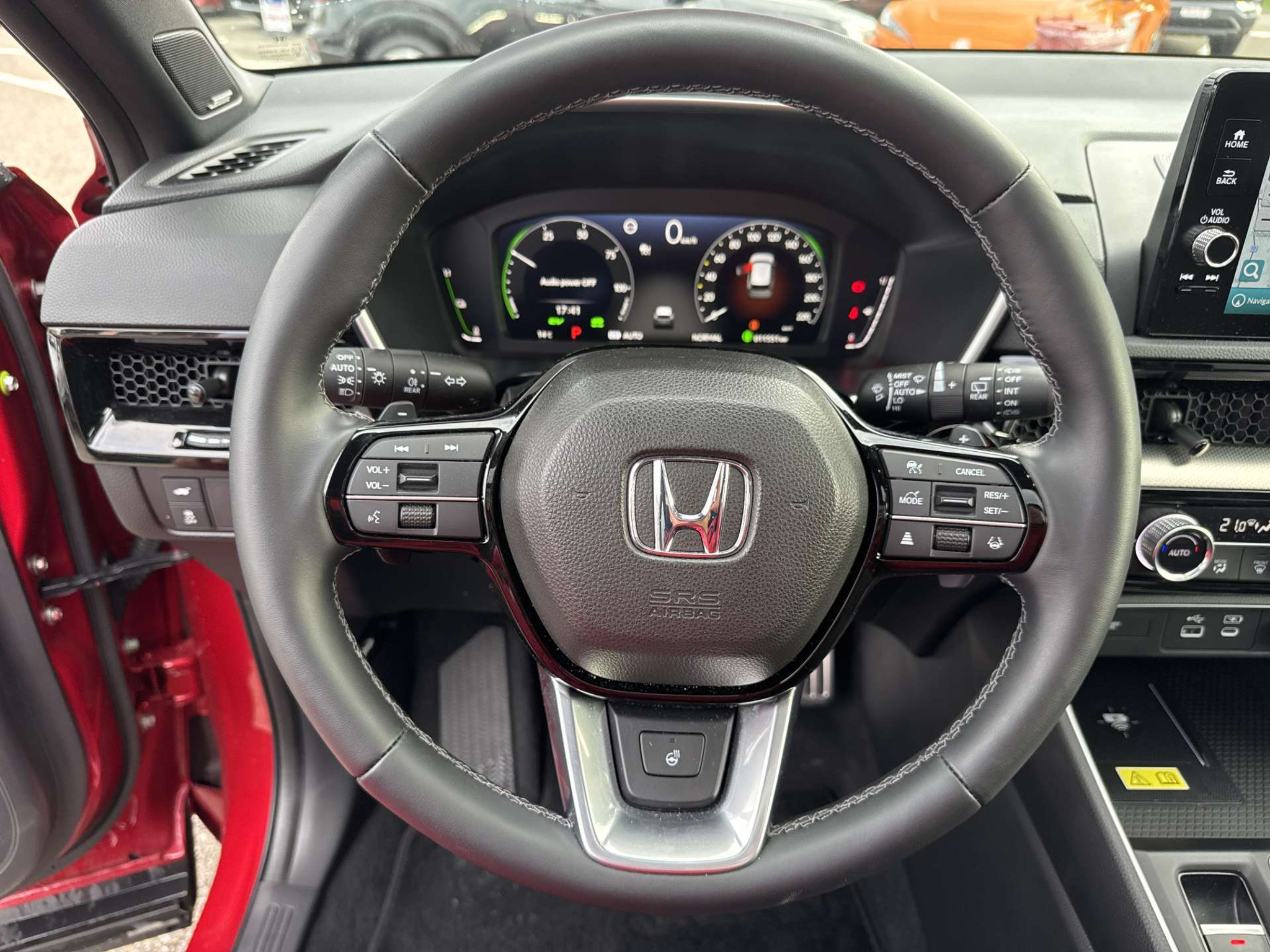 listing desktop thumbnail image 15