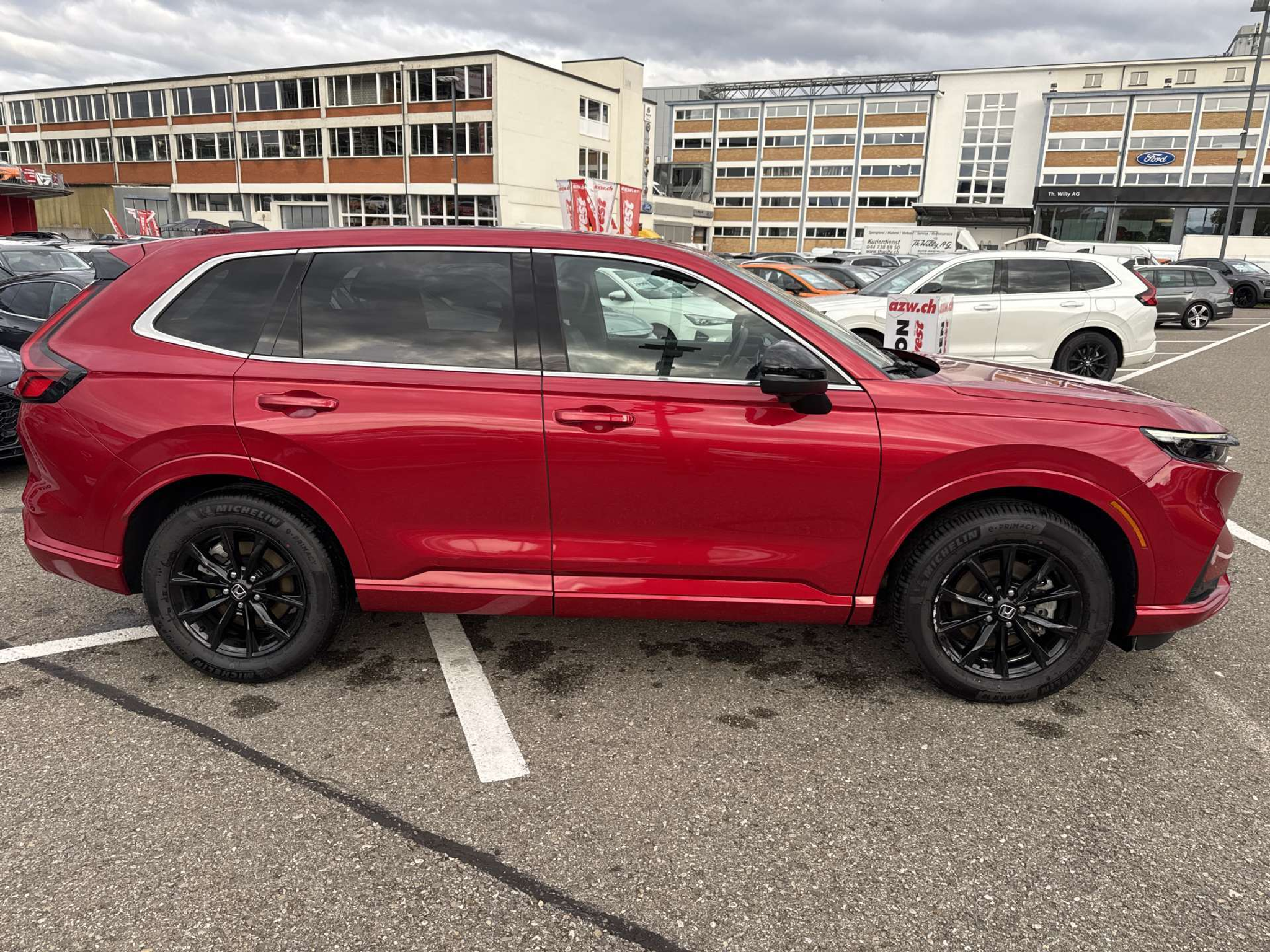 listing desktop thumbnail image 10