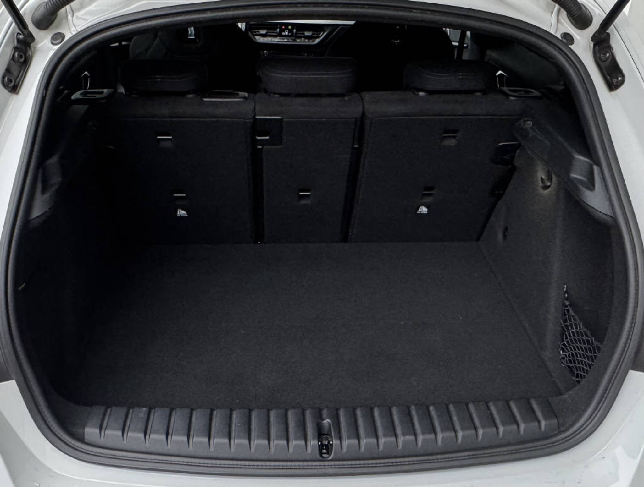 listing desktop thumbnail image 10