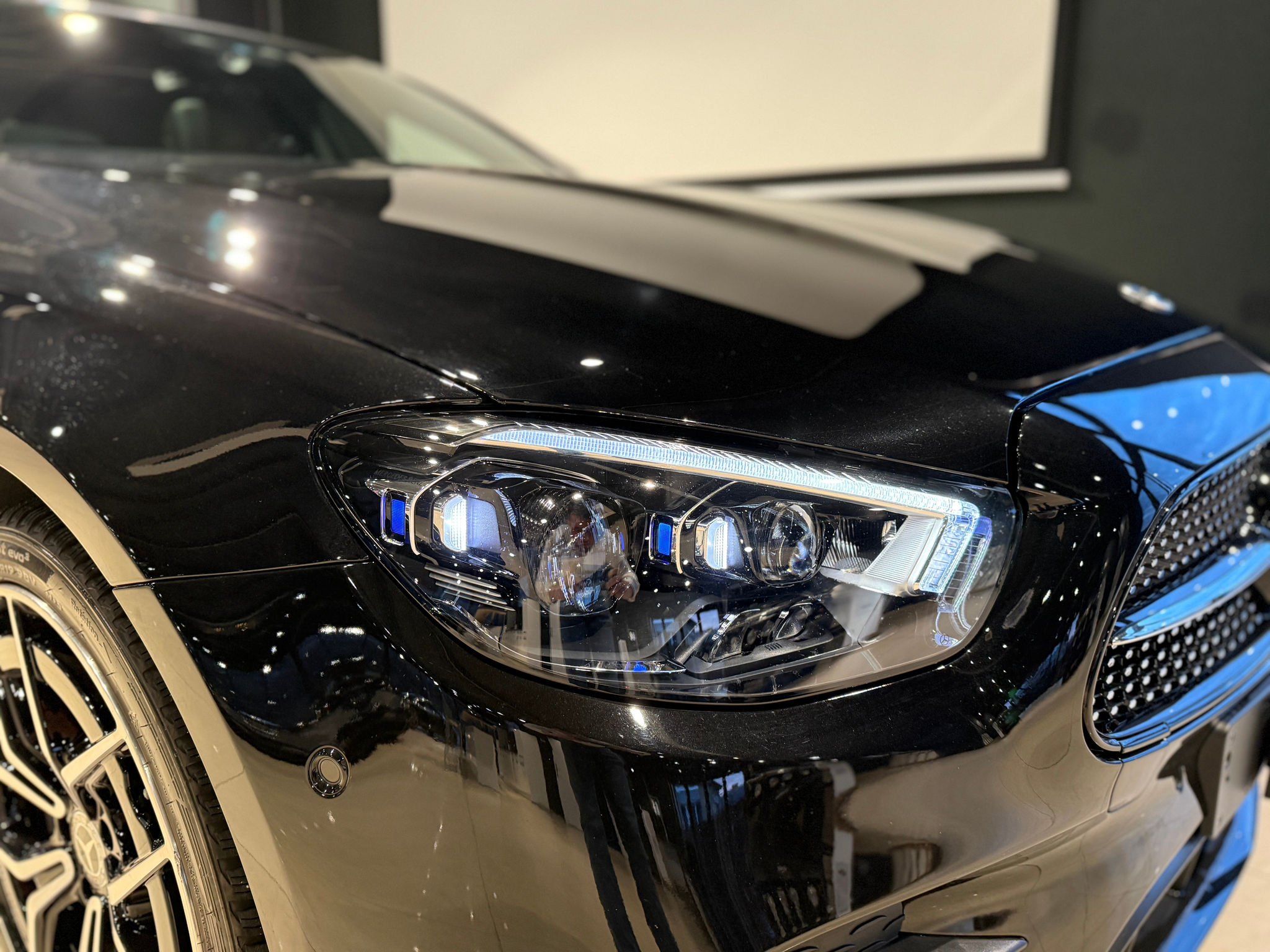 listing desktop thumbnail image 2