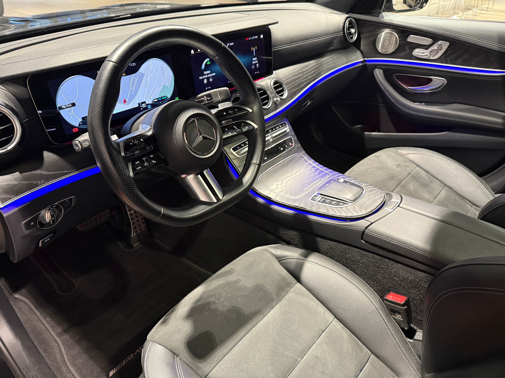 listing desktop thumbnail image 12