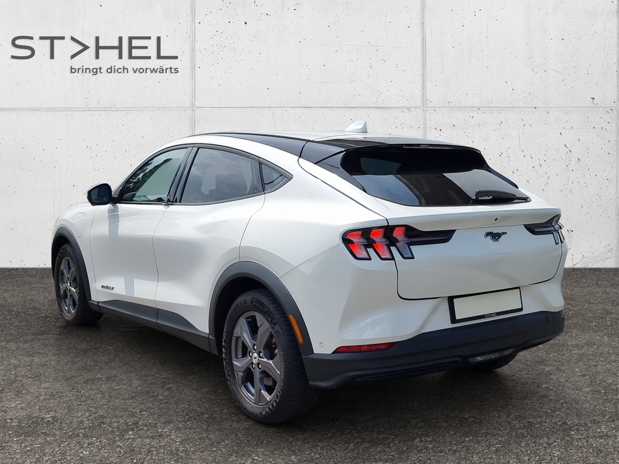 listing desktop thumbnail image 2