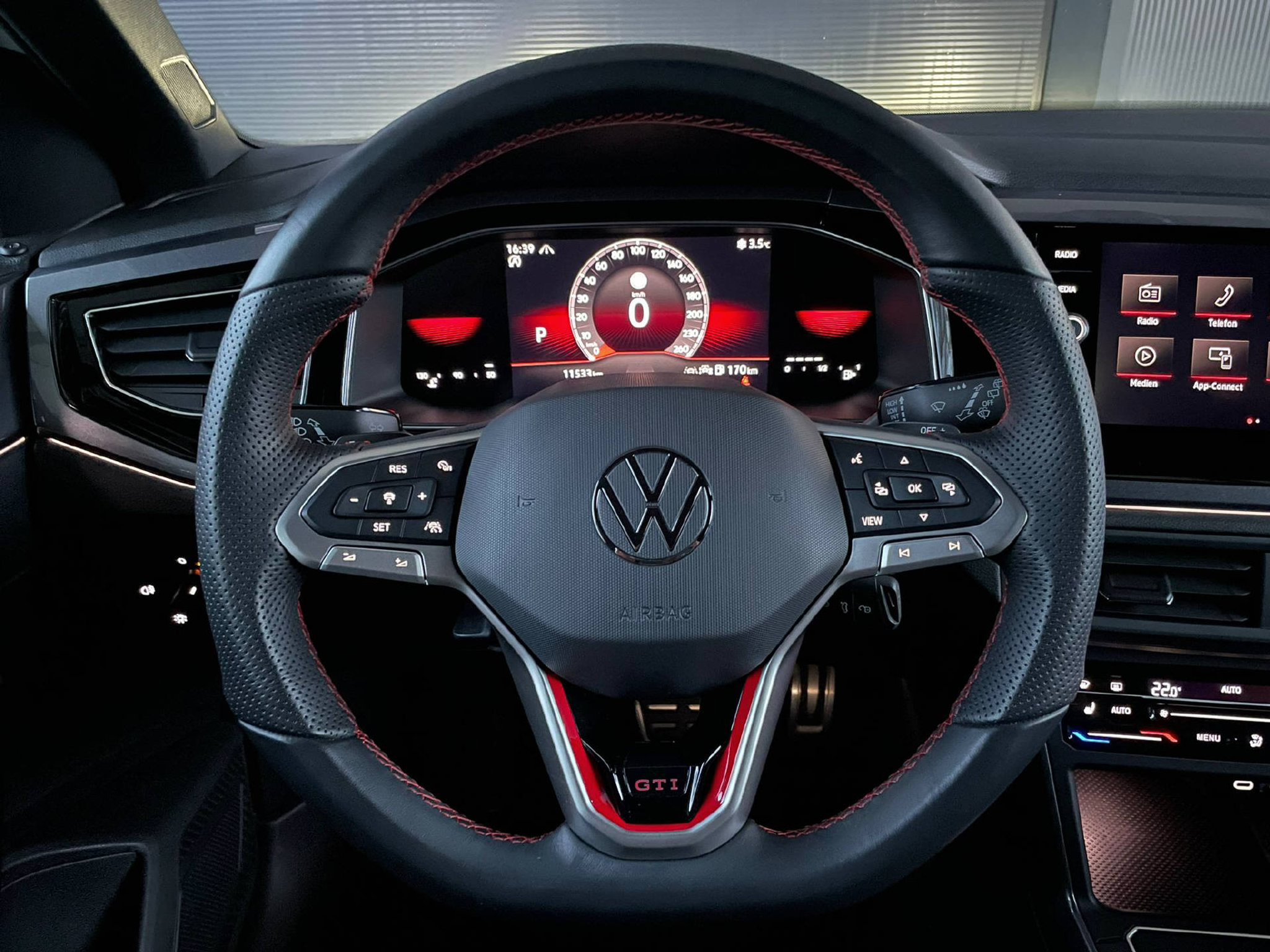 listing desktop thumbnail image 7