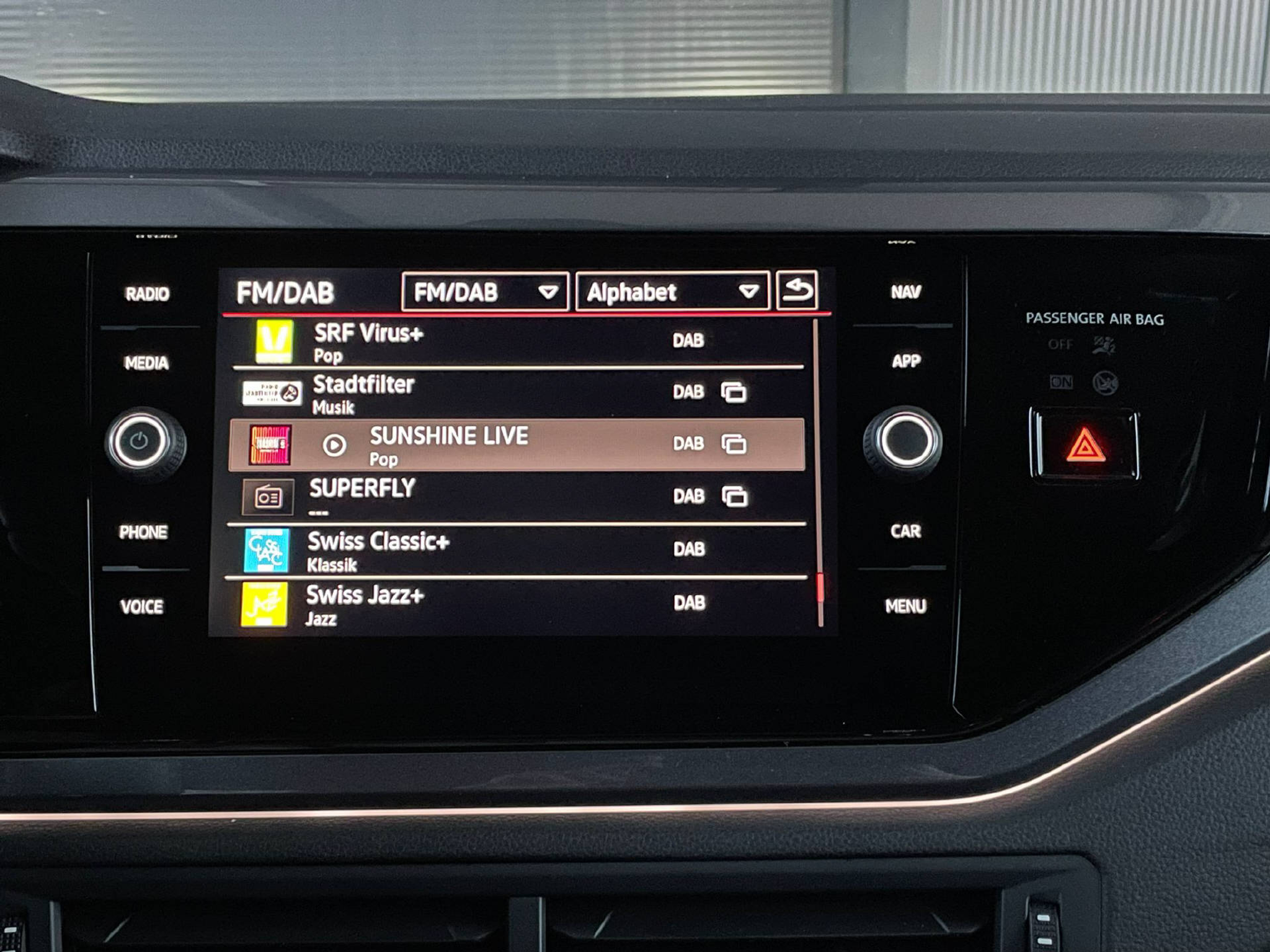 listing desktop thumbnail image 13