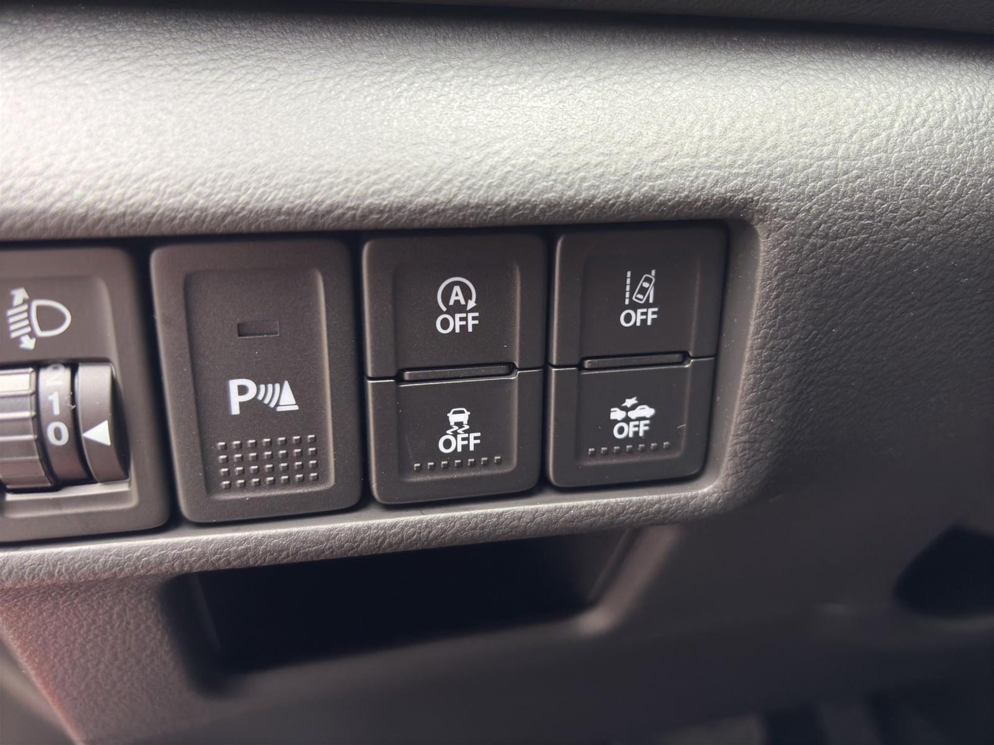 listing desktop thumbnail image 14