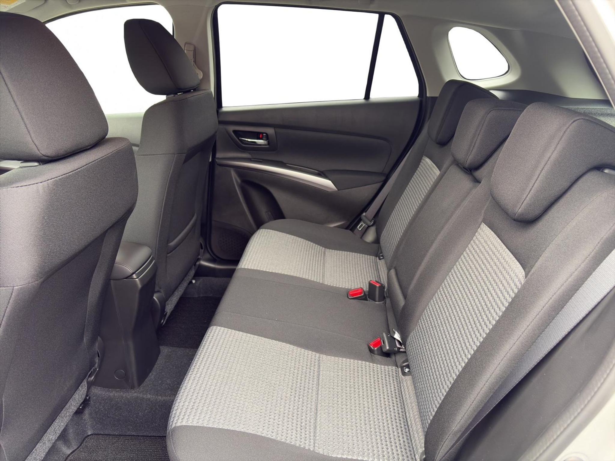 listing desktop thumbnail image 13