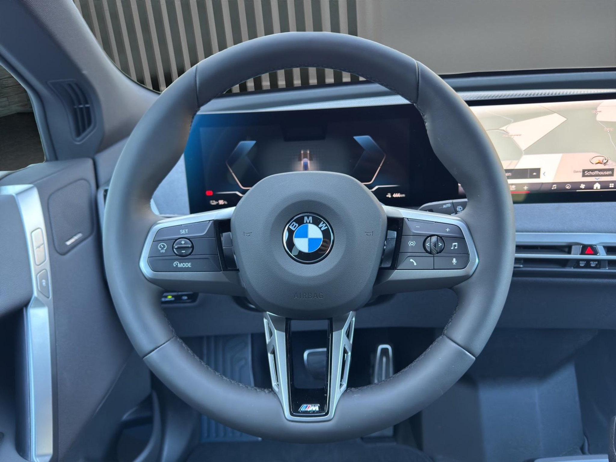 listing desktop thumbnail image 10