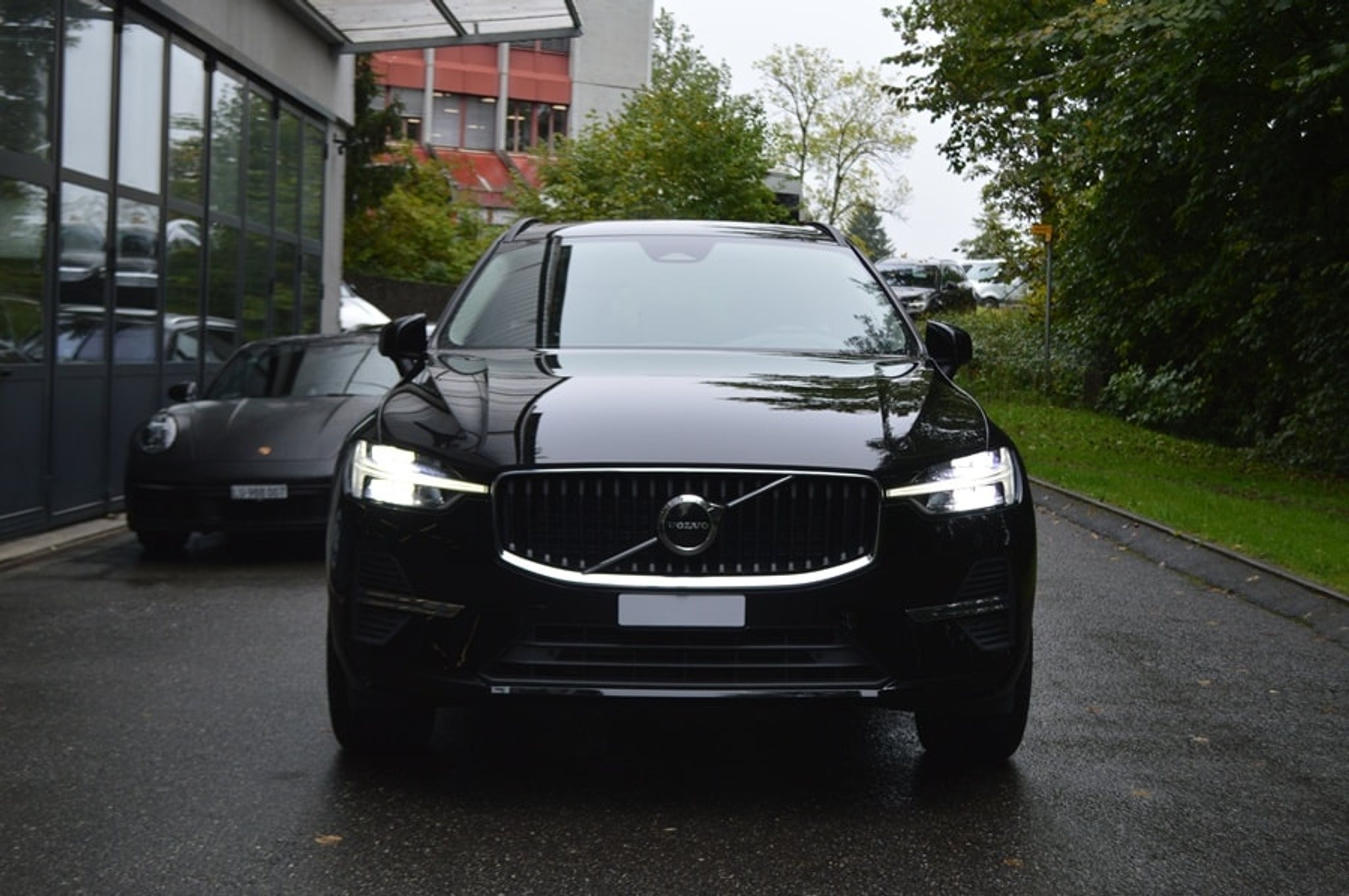 listing desktop thumbnail image 1