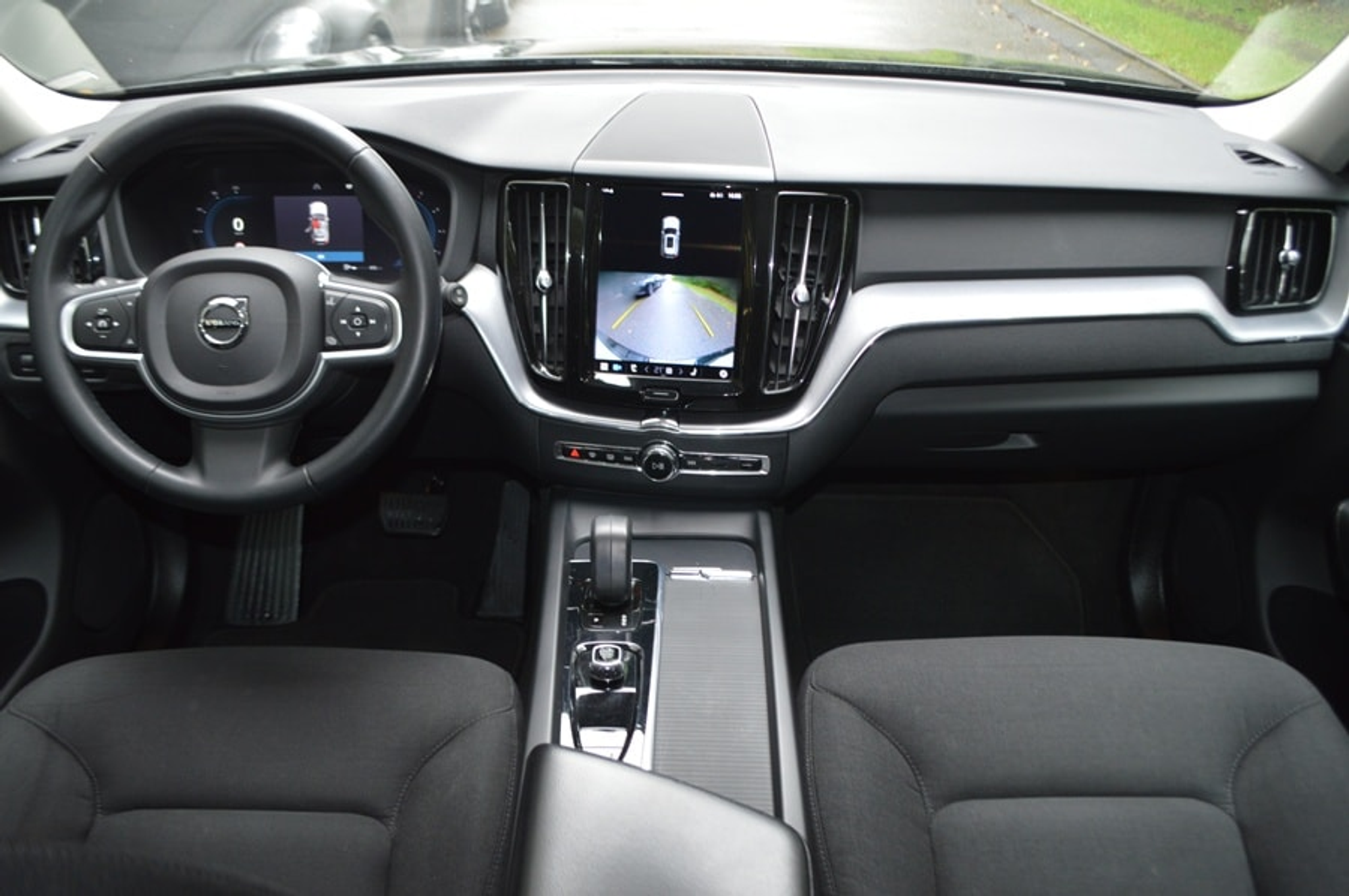 listing desktop thumbnail image 8