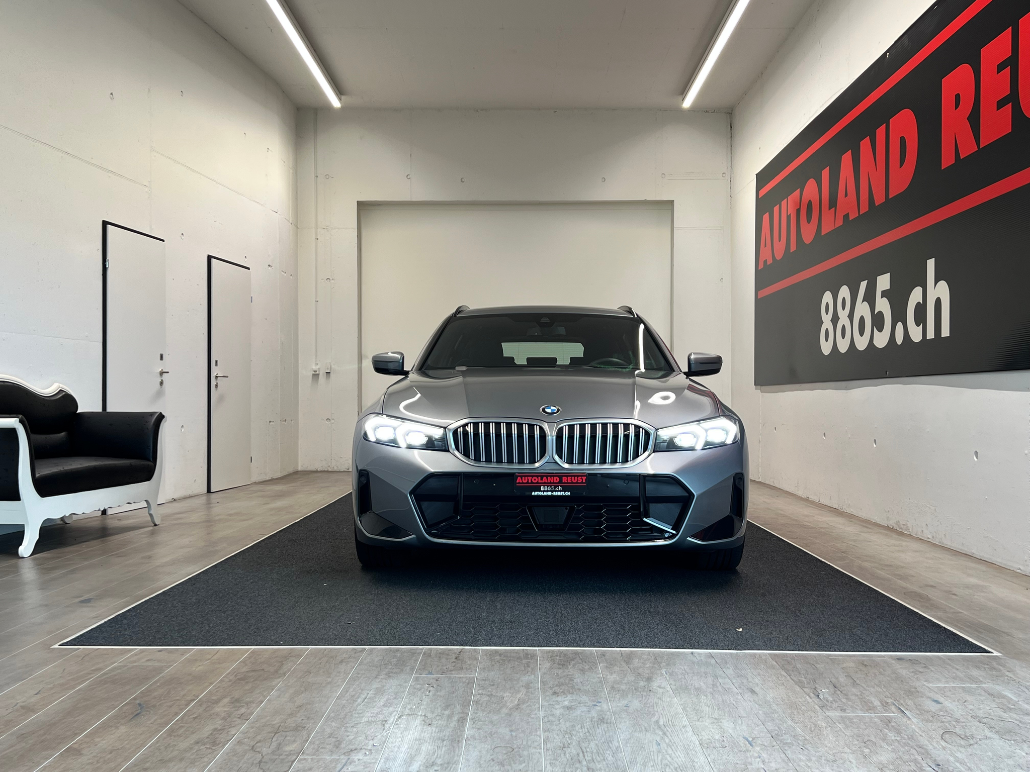 listing desktop thumbnail image 1