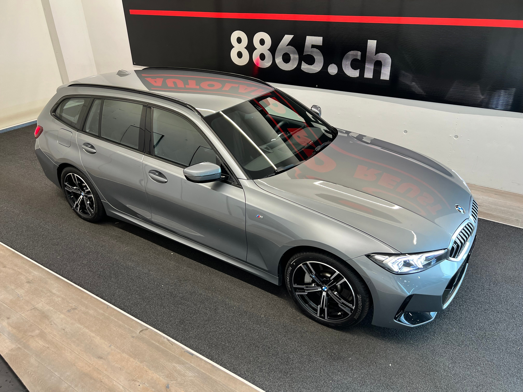 listing desktop thumbnail image 4