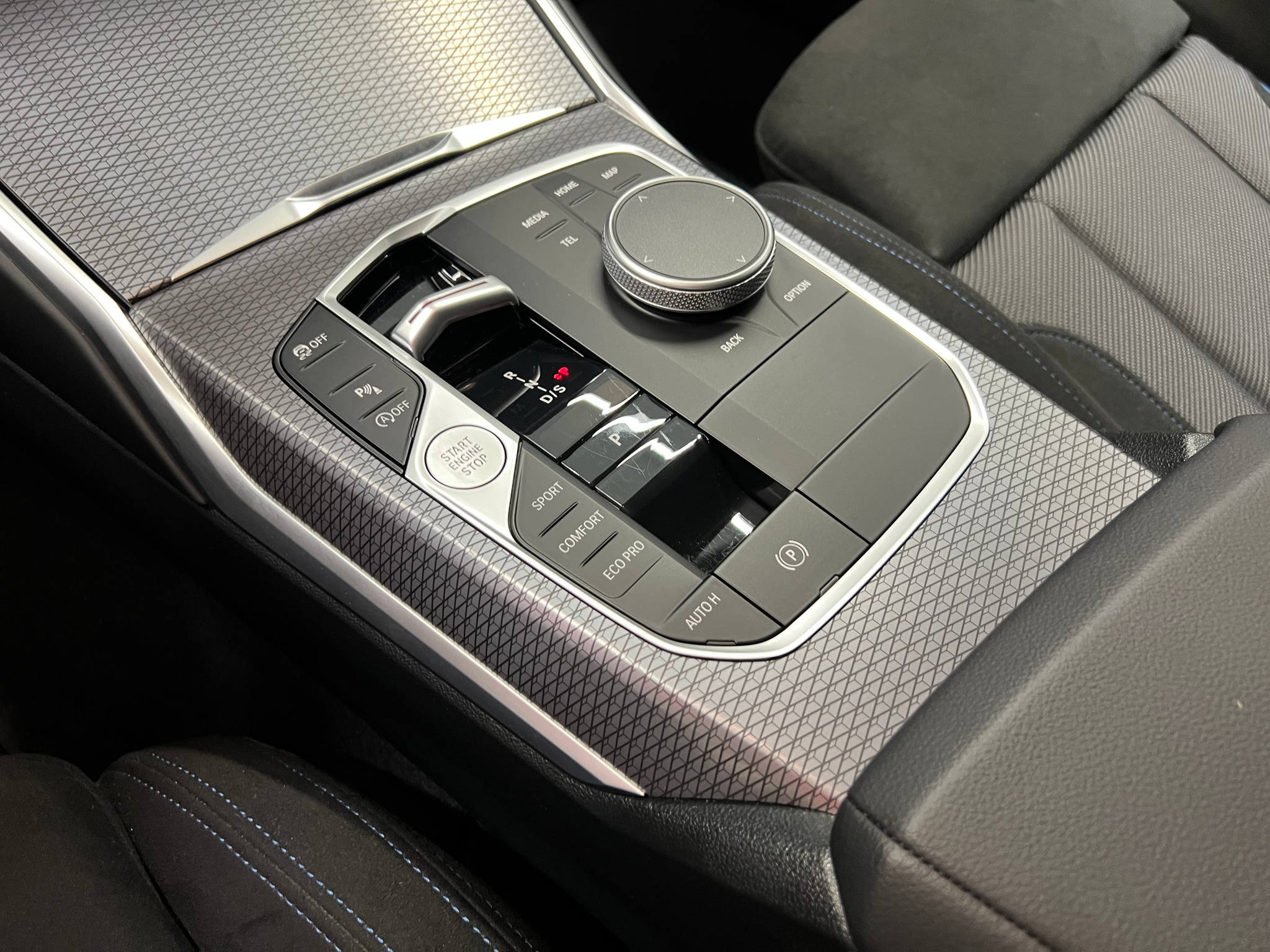 listing desktop thumbnail image 21