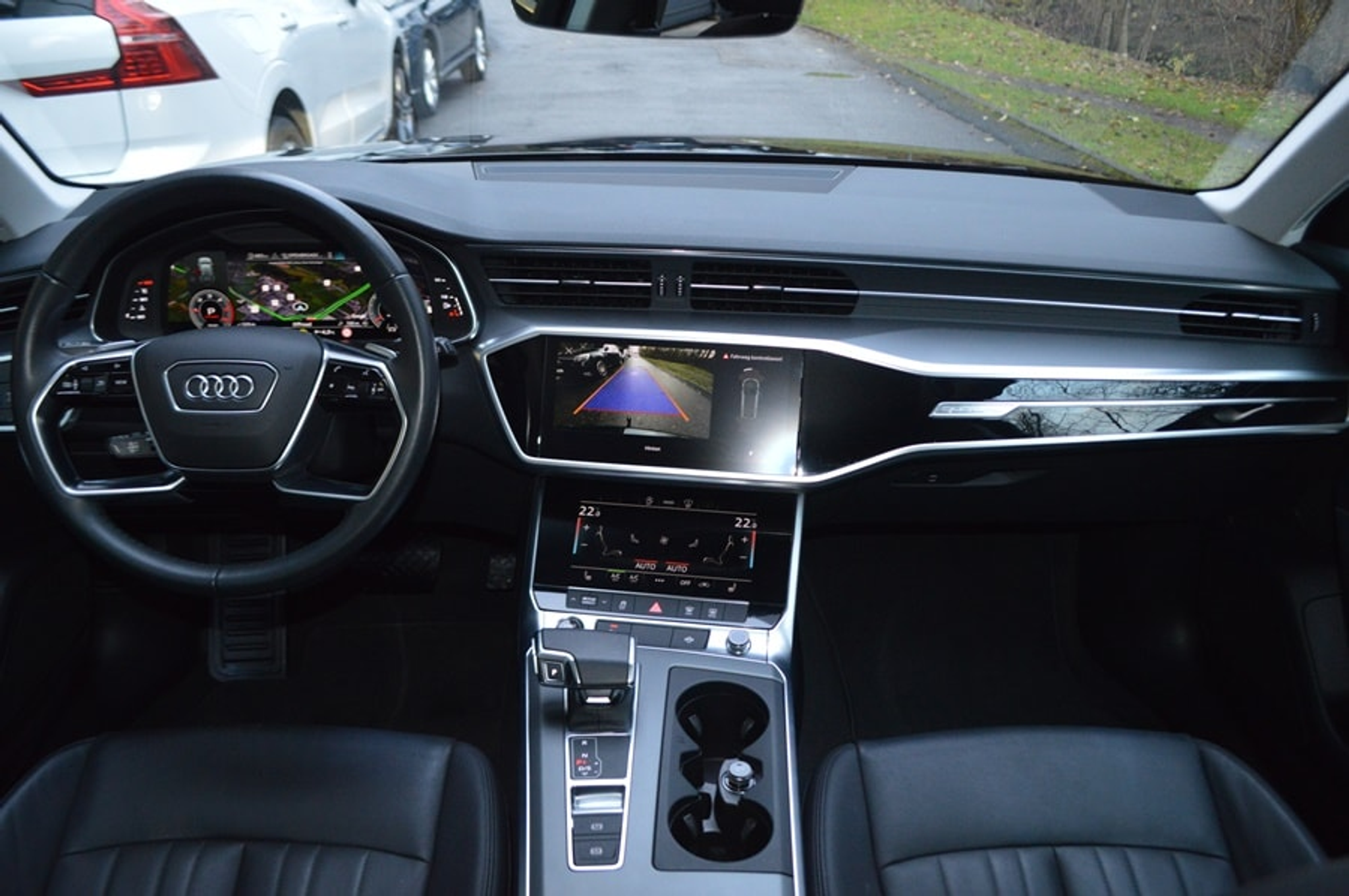 listing desktop thumbnail image 9