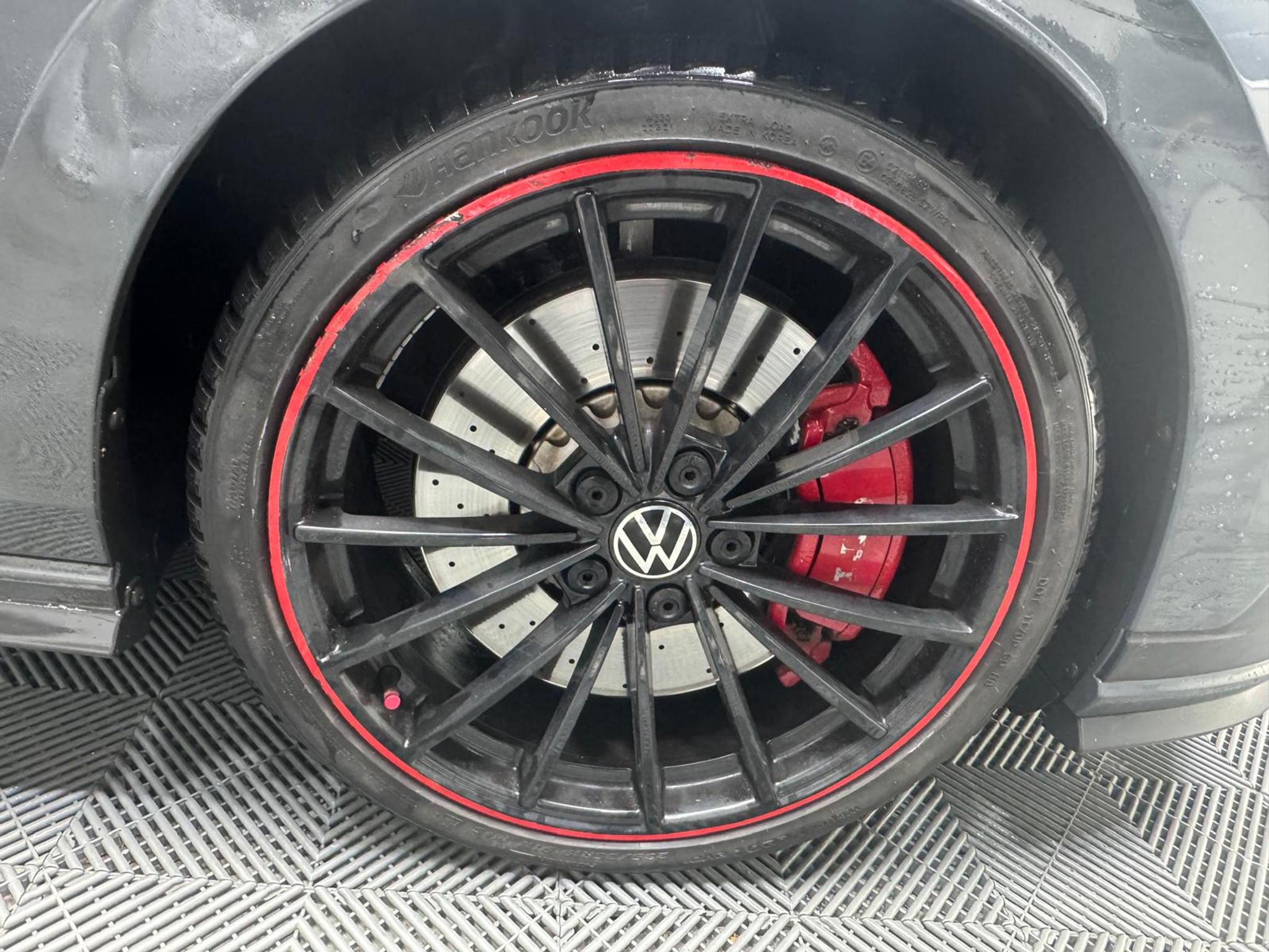 listing desktop thumbnail image 23