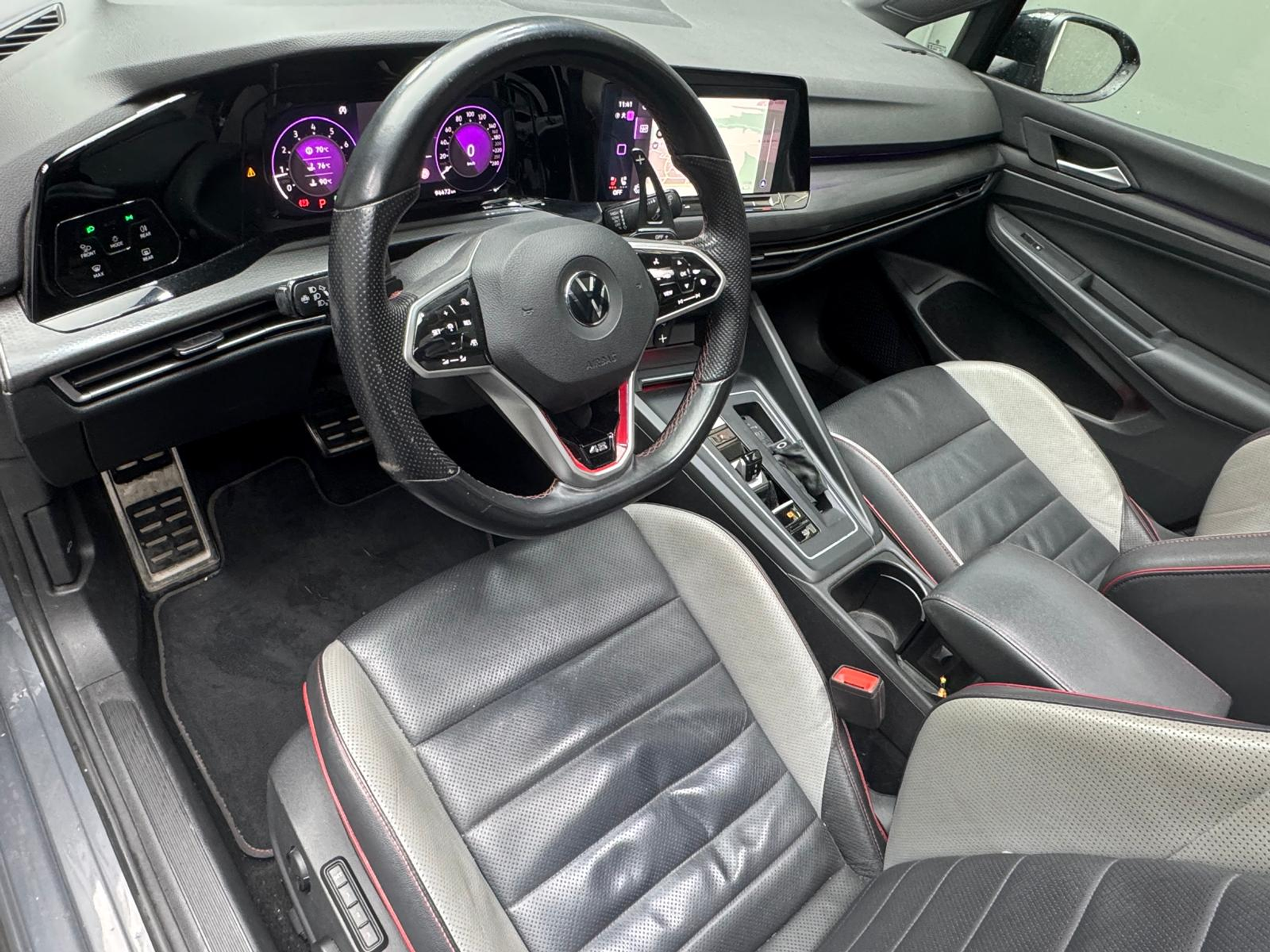 listing desktop thumbnail image 9