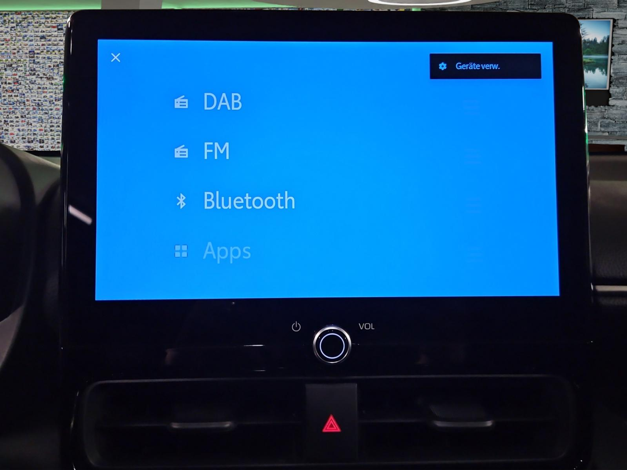 listing desktop thumbnail image 17