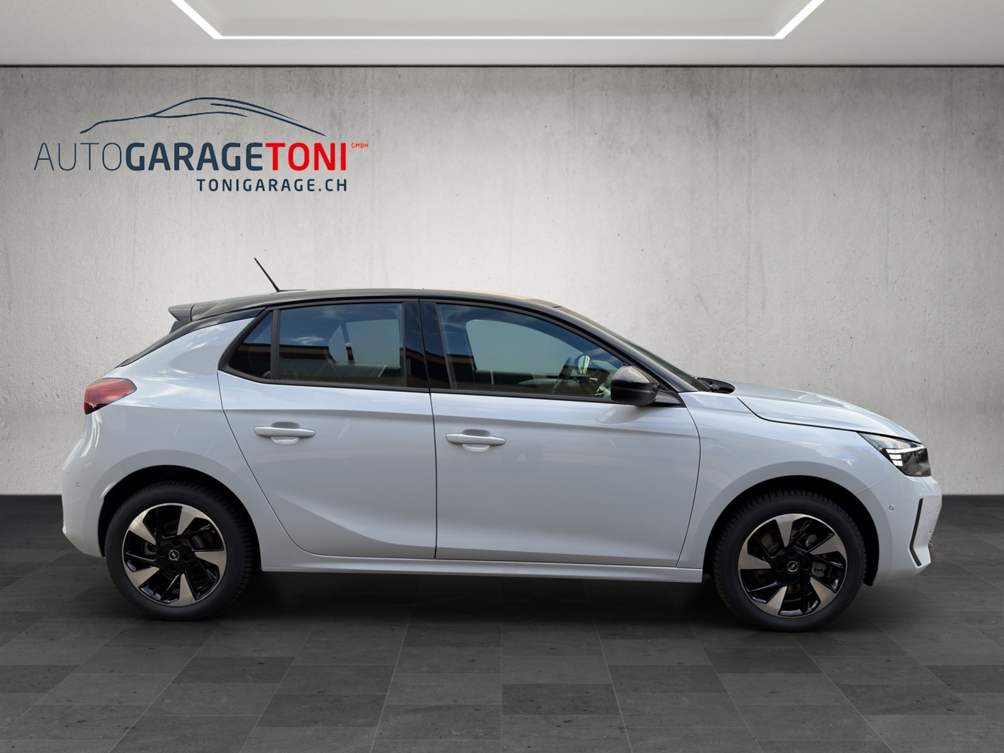 listing desktop thumbnail image 4