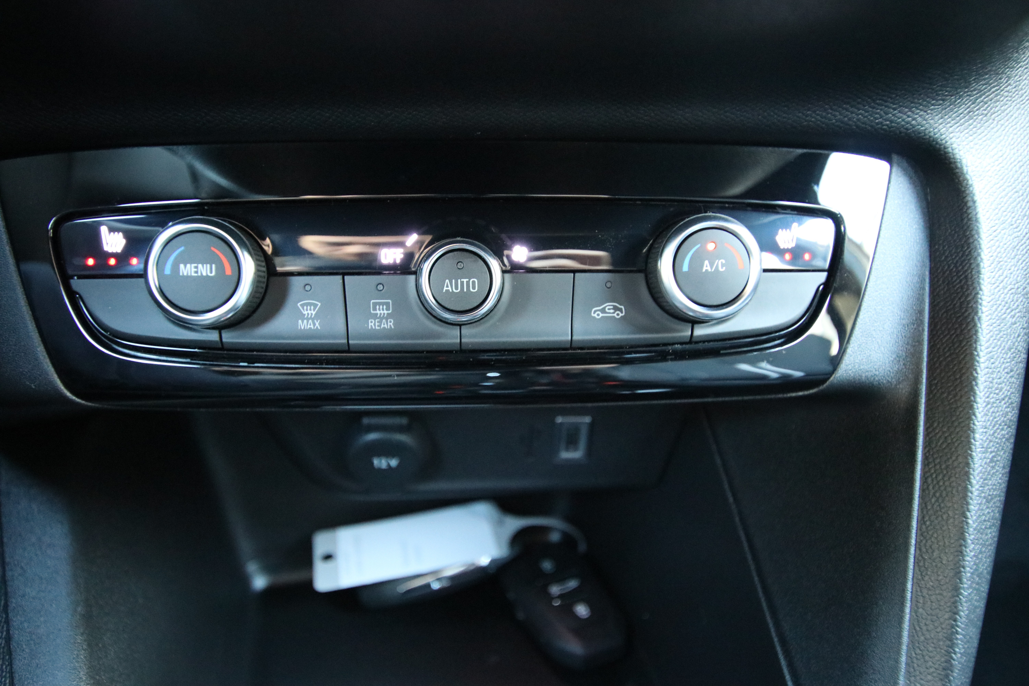 listing desktop thumbnail image 24