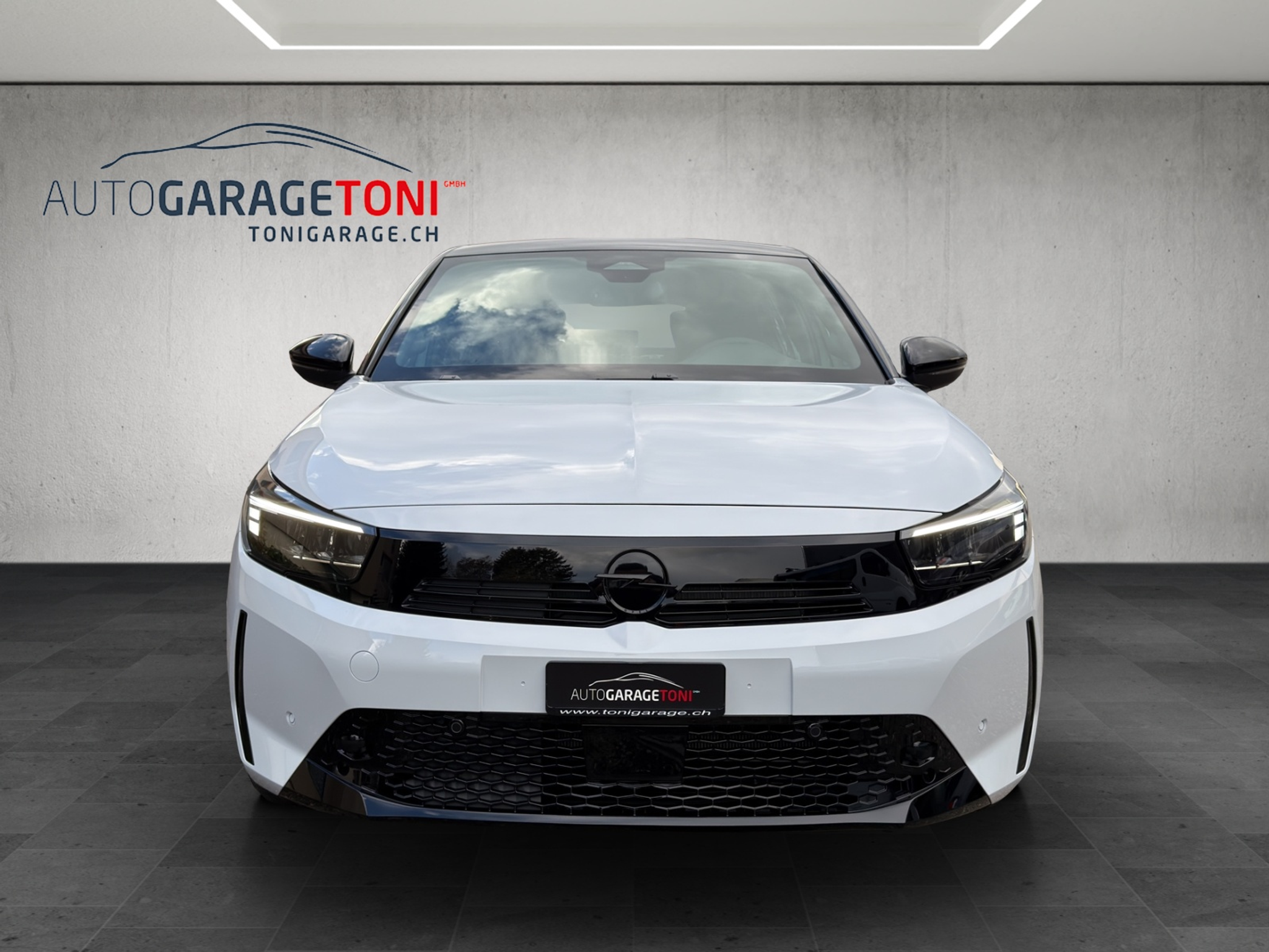 listing desktop thumbnail image 2