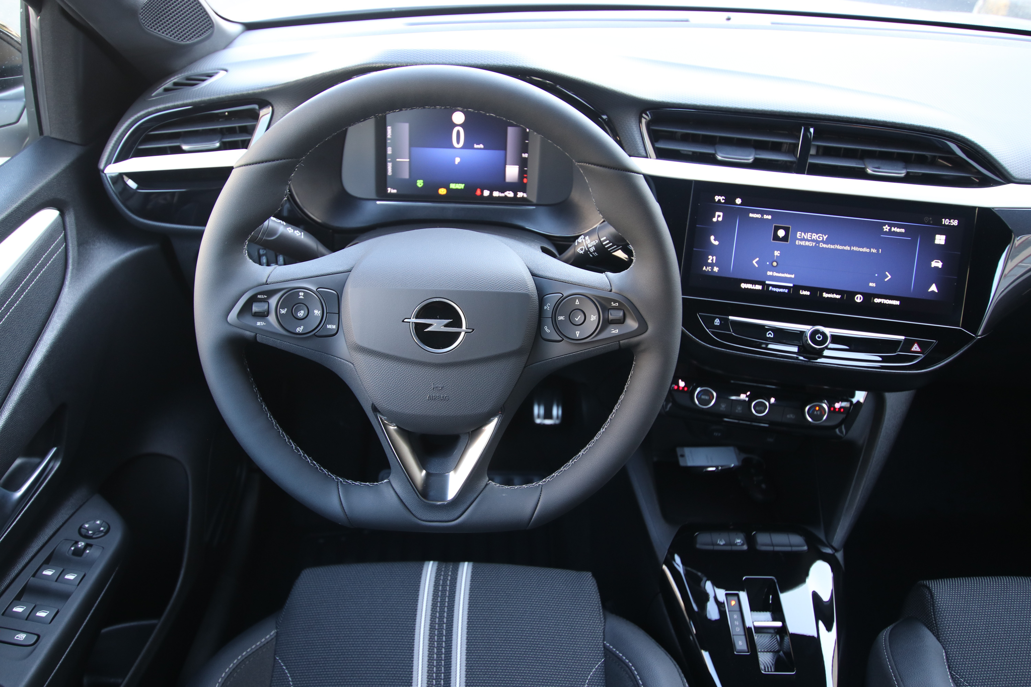 listing desktop thumbnail image 10