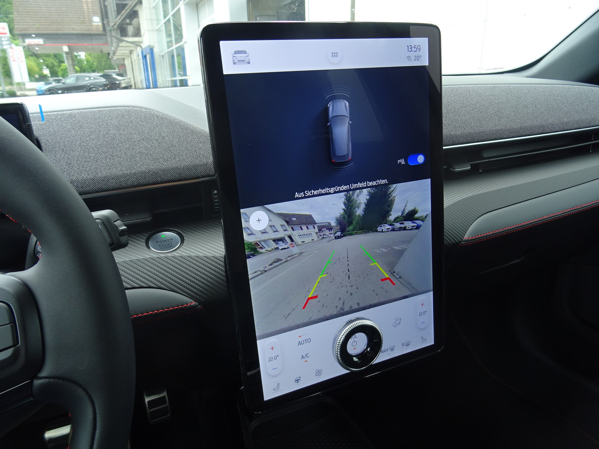 listing desktop thumbnail image 12