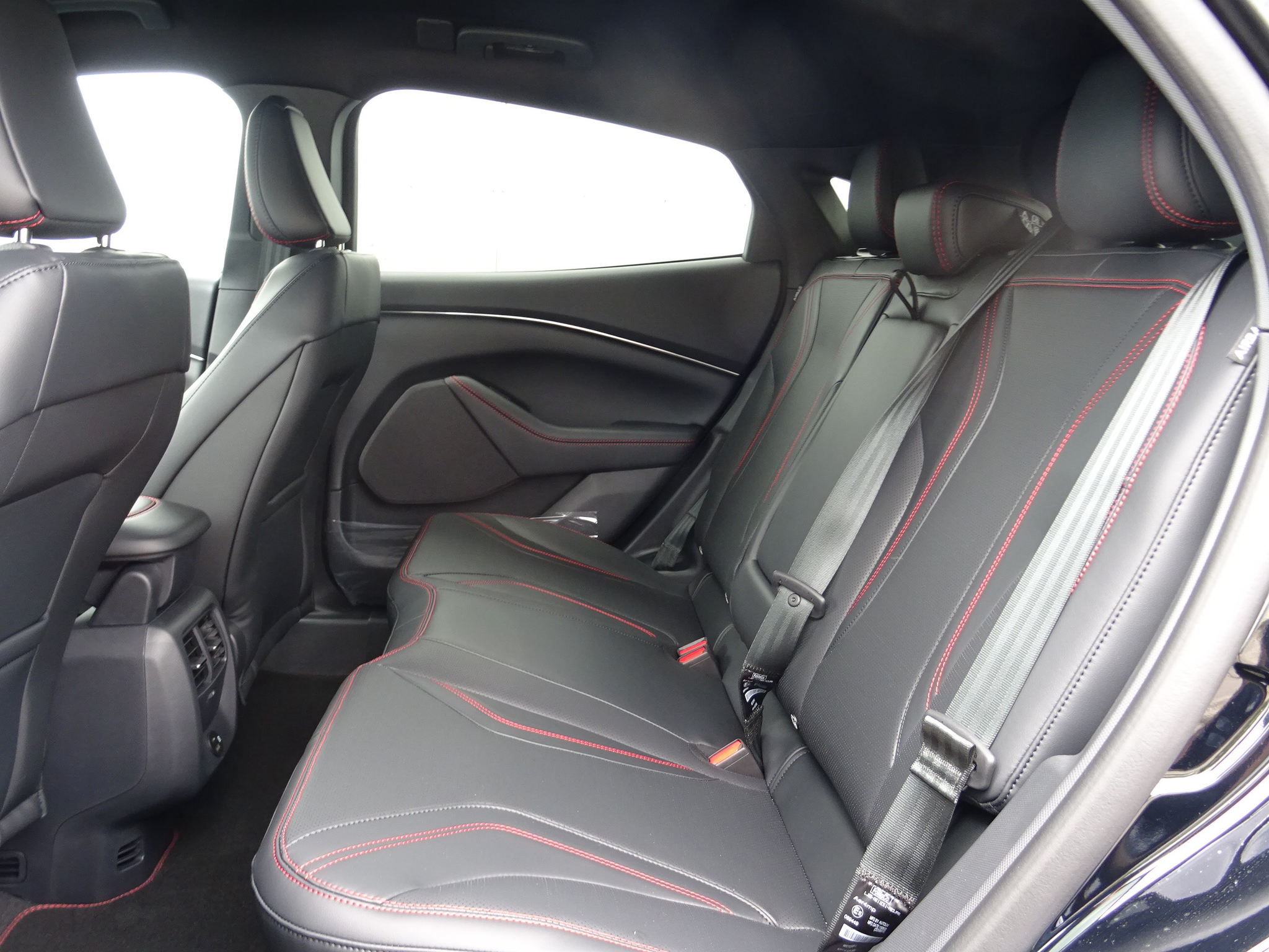 listing desktop thumbnail image 5