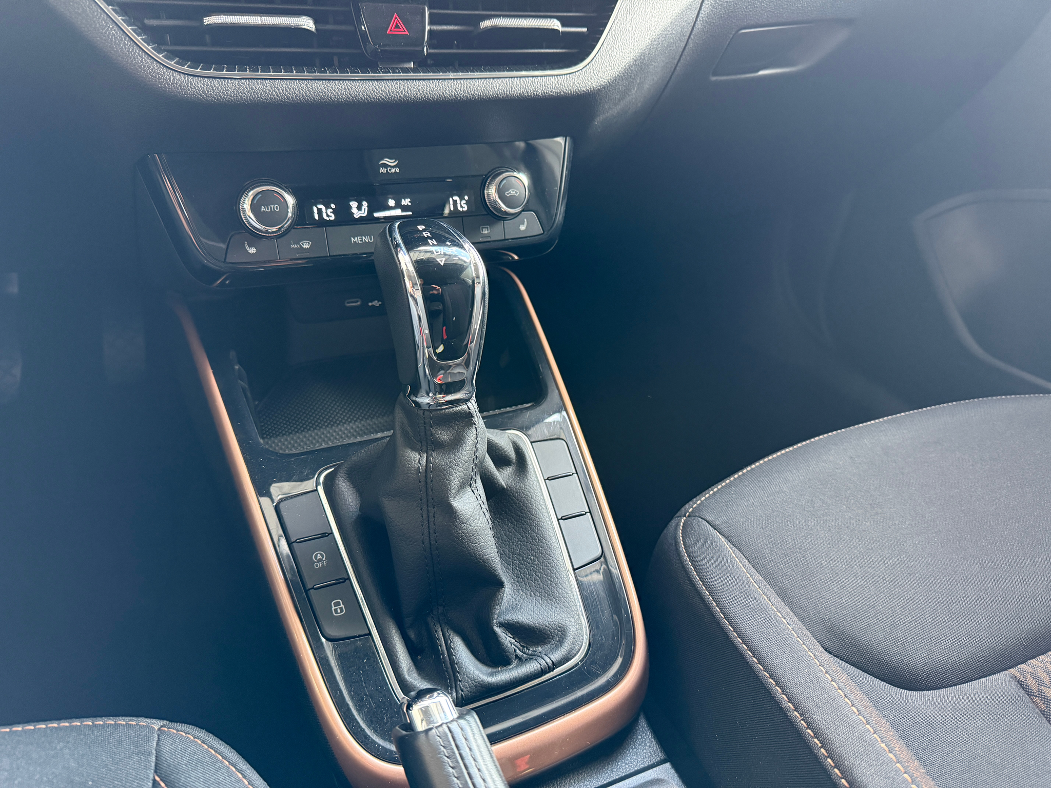 listing desktop thumbnail image 7