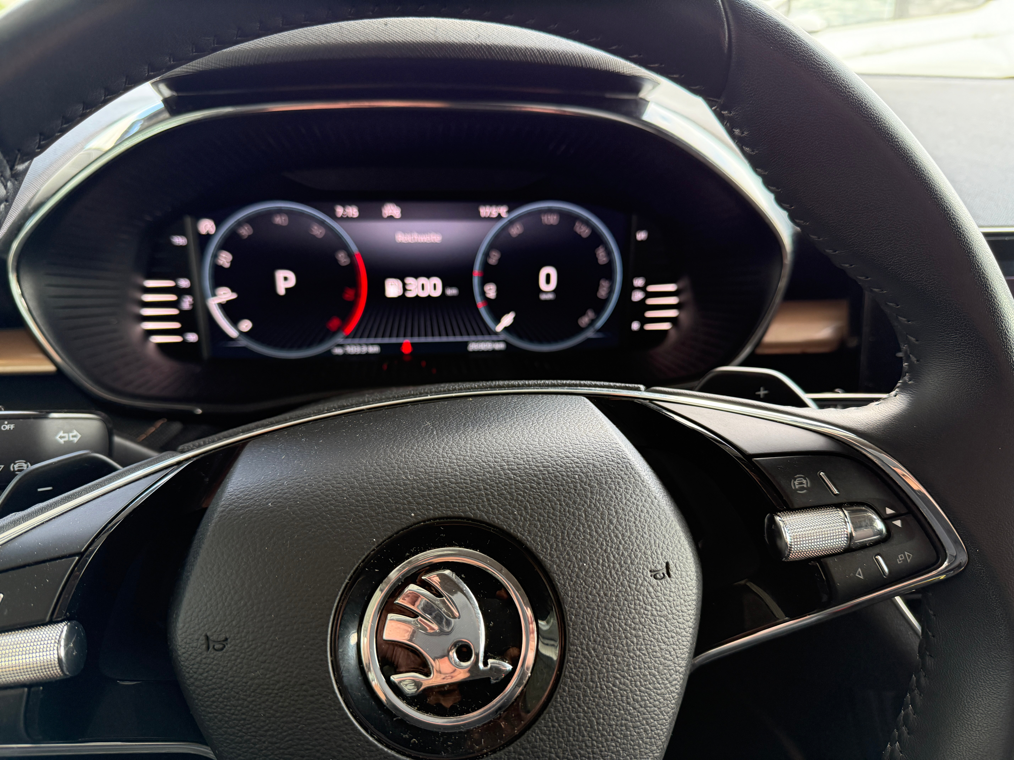 listing desktop thumbnail image 5